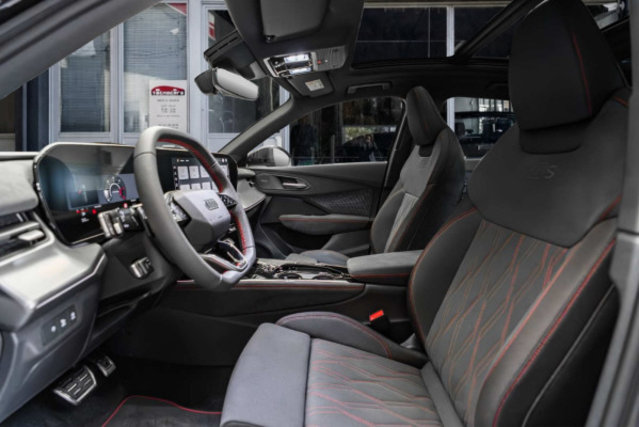 AUDI Q3 SUV 110 kW TFSI, Essence, Occasion / Utilisé, Automatique - 6