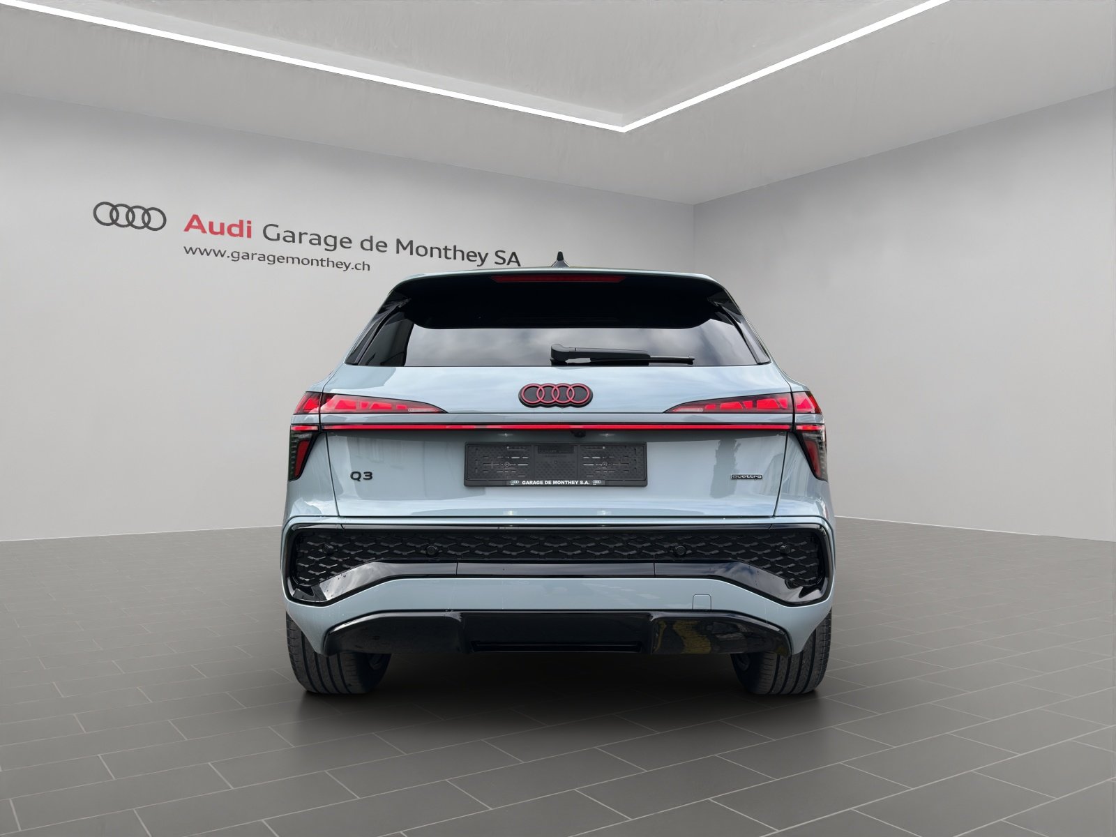 AUDI Q3 SUV TFSI quattro 195 kW S tronic, Benzina, Auto dimostrativa, Automatico - 5