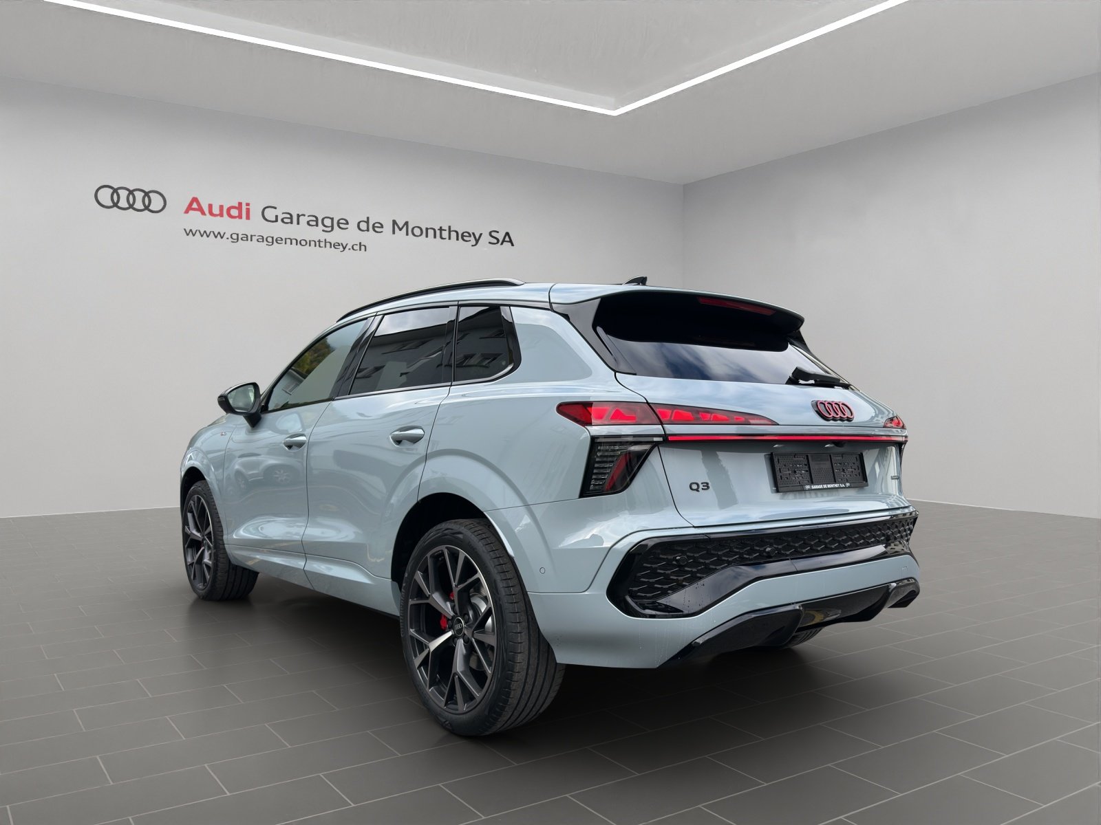 AUDI Q3 SUV TFSI quattro 195 kW S tronic, Benzina, Auto dimostrativa, Automatico - 6