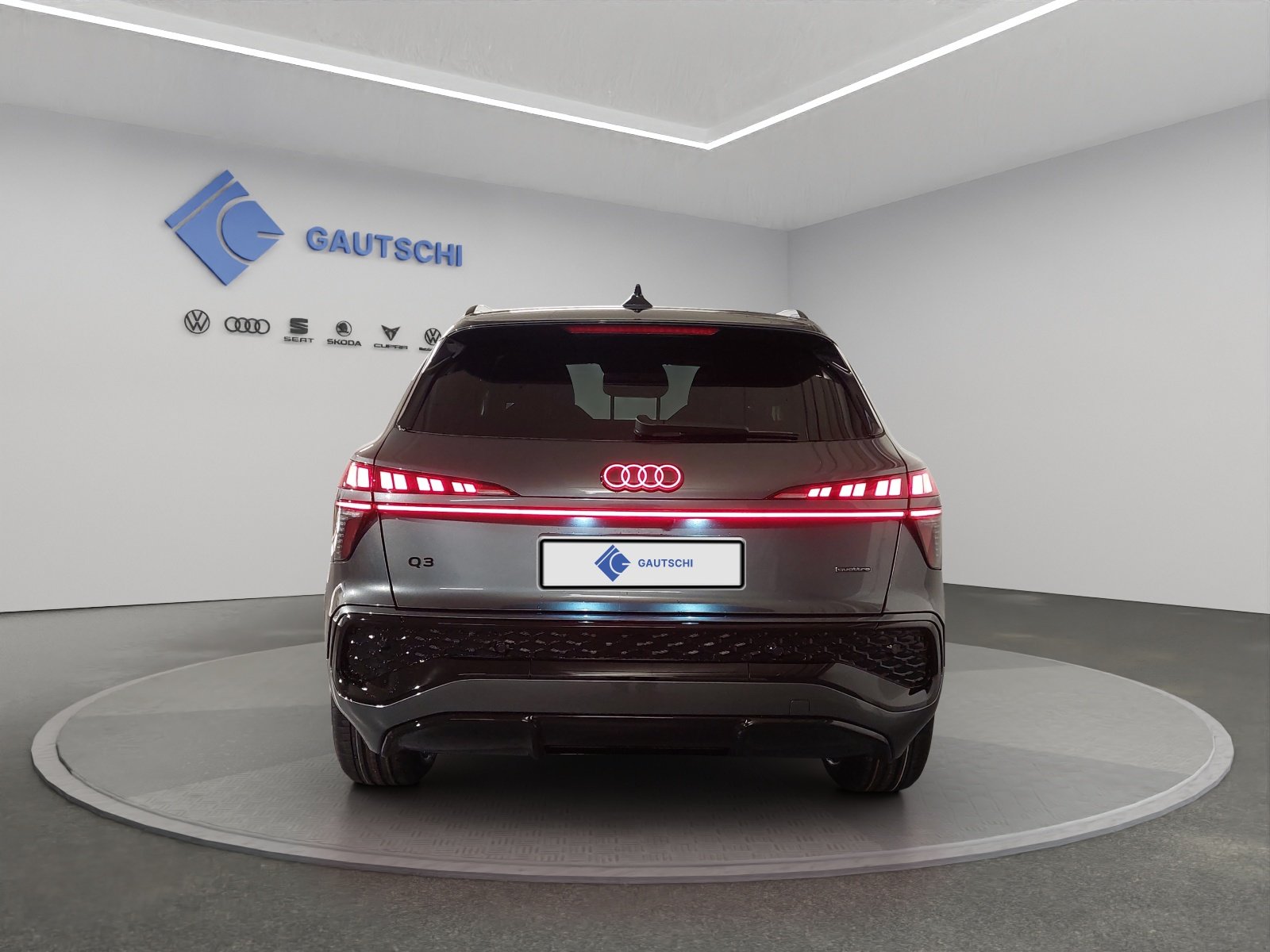 AUDI Q3 SUV TFSI quattro 150 kW S tronic, Benzin, Vorführwagen, Automatik - 4