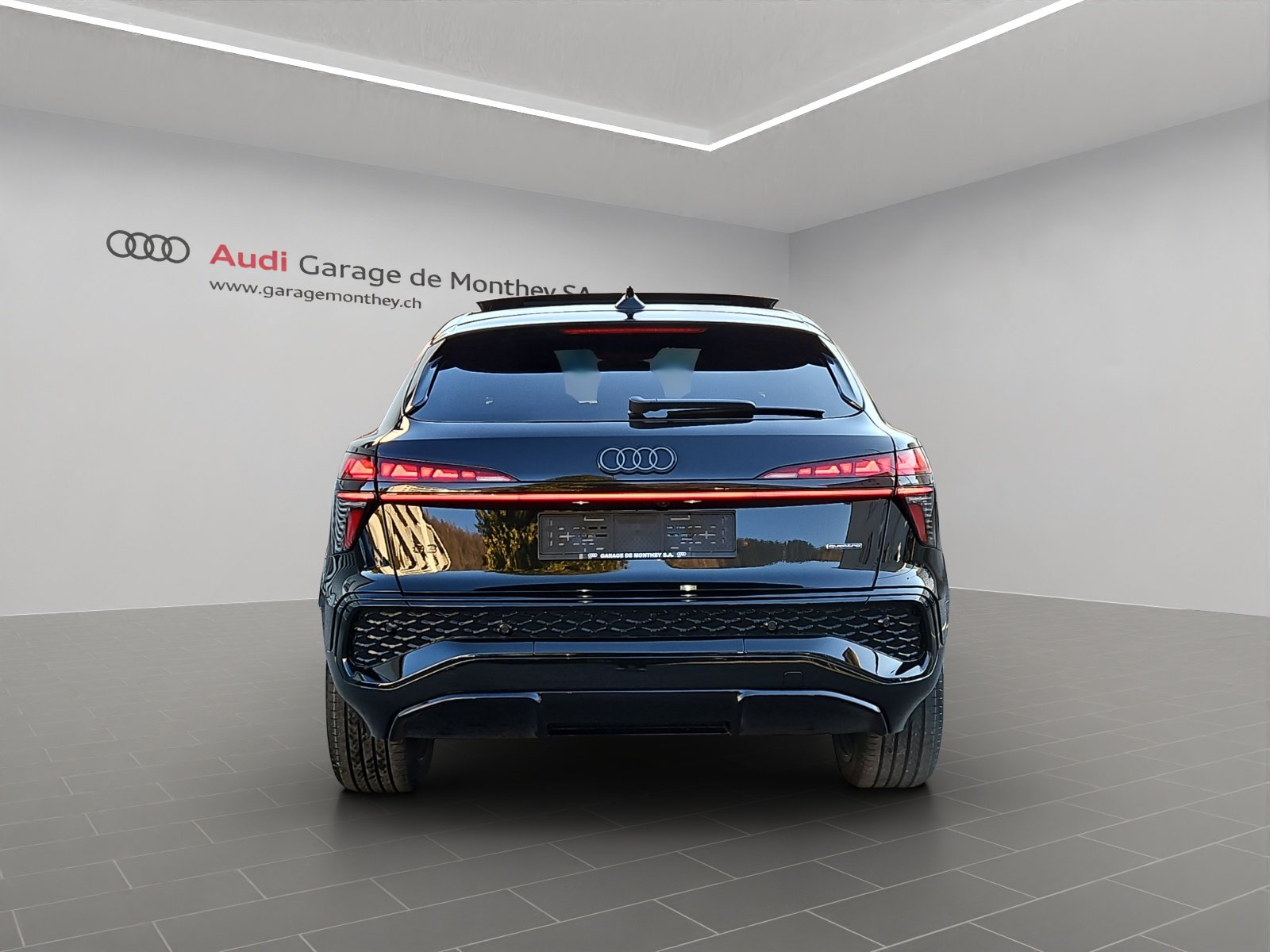 AUDI Q3 Sportback TFSI quattro 195 kW S tronic, Benzina, Auto nuove, Automatico - 5