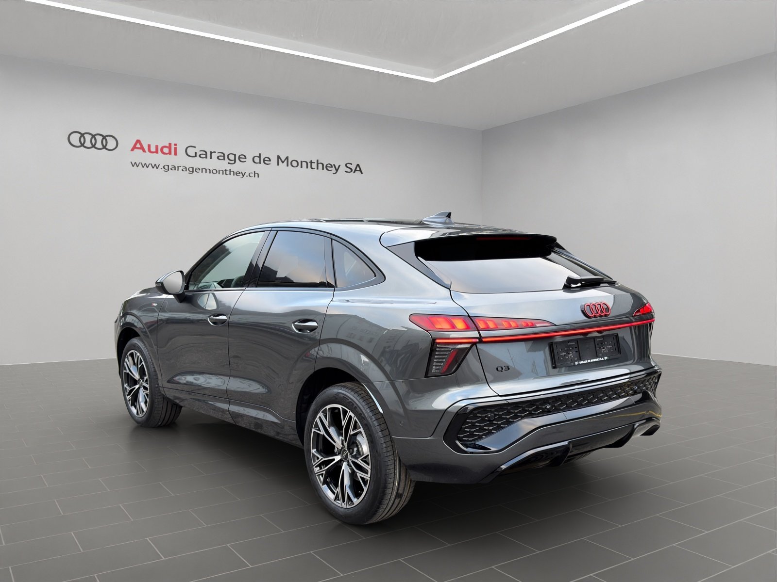 AUDI Q3 Sportback 110 kW TFSI S tronic, Petrol, New car, Automatic - 3
