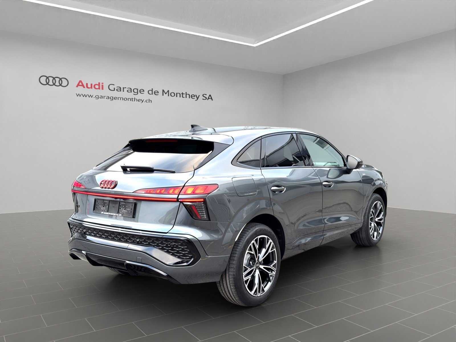 AUDI Q3 Sportback 110 kW TFSI S tronic, Petrol, New car, Automatic - 4