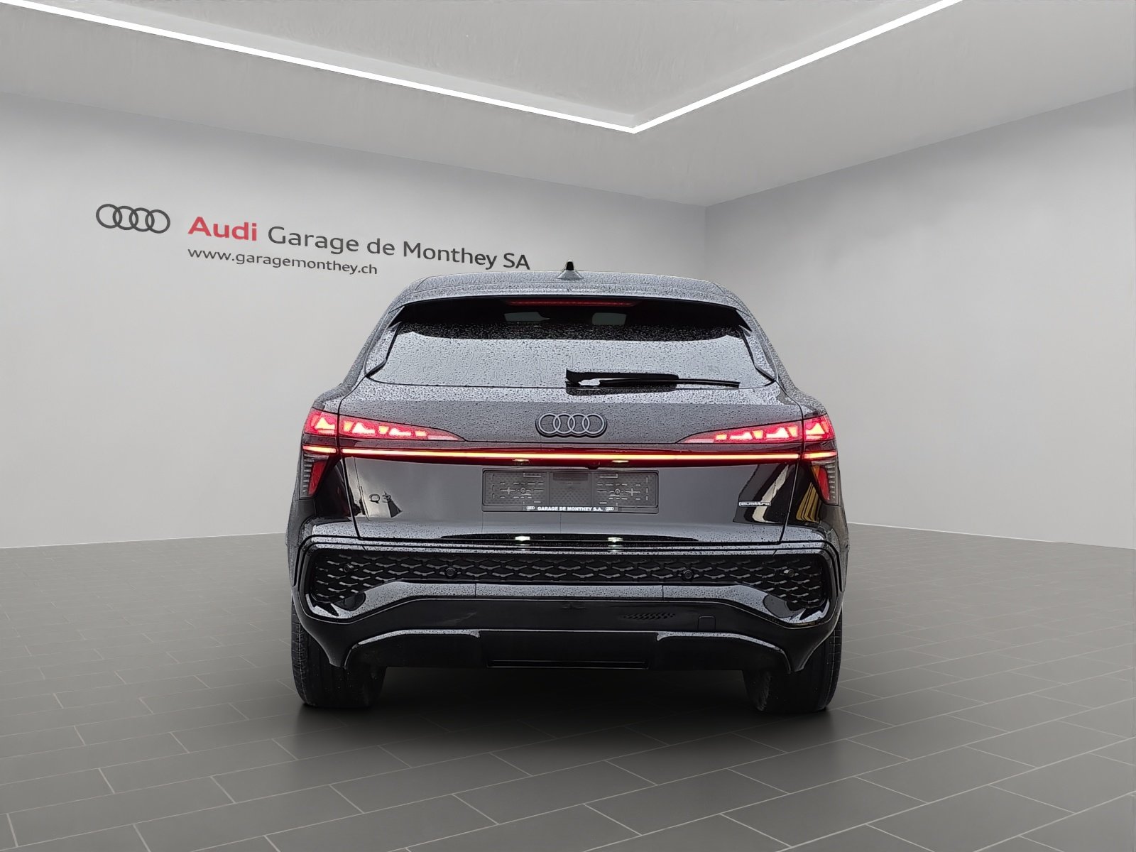 AUDI Q3 Sportback TFSI quattro 195 kW S tronic, Petrol, New car, Automatic - 5