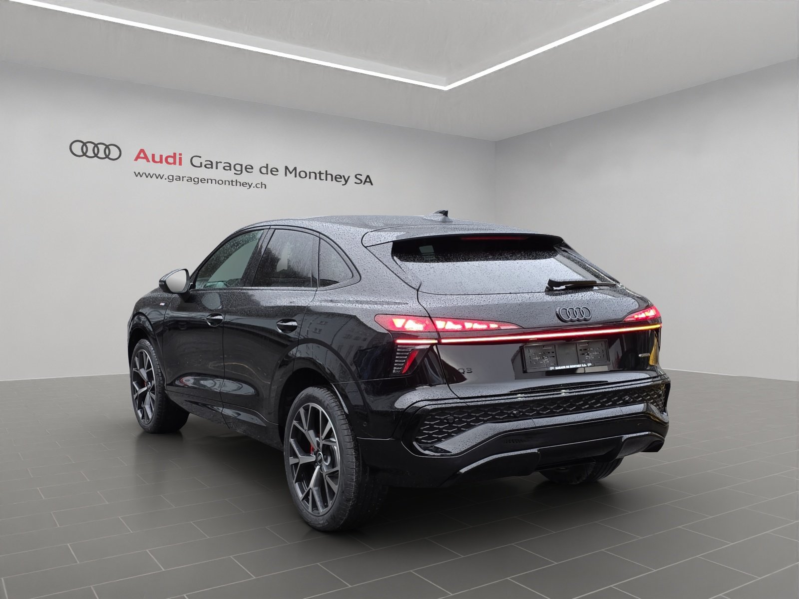 AUDI Q3 Sportback TFSI quattro 195 kW S tronic, Petrol, New car, Automatic - 6