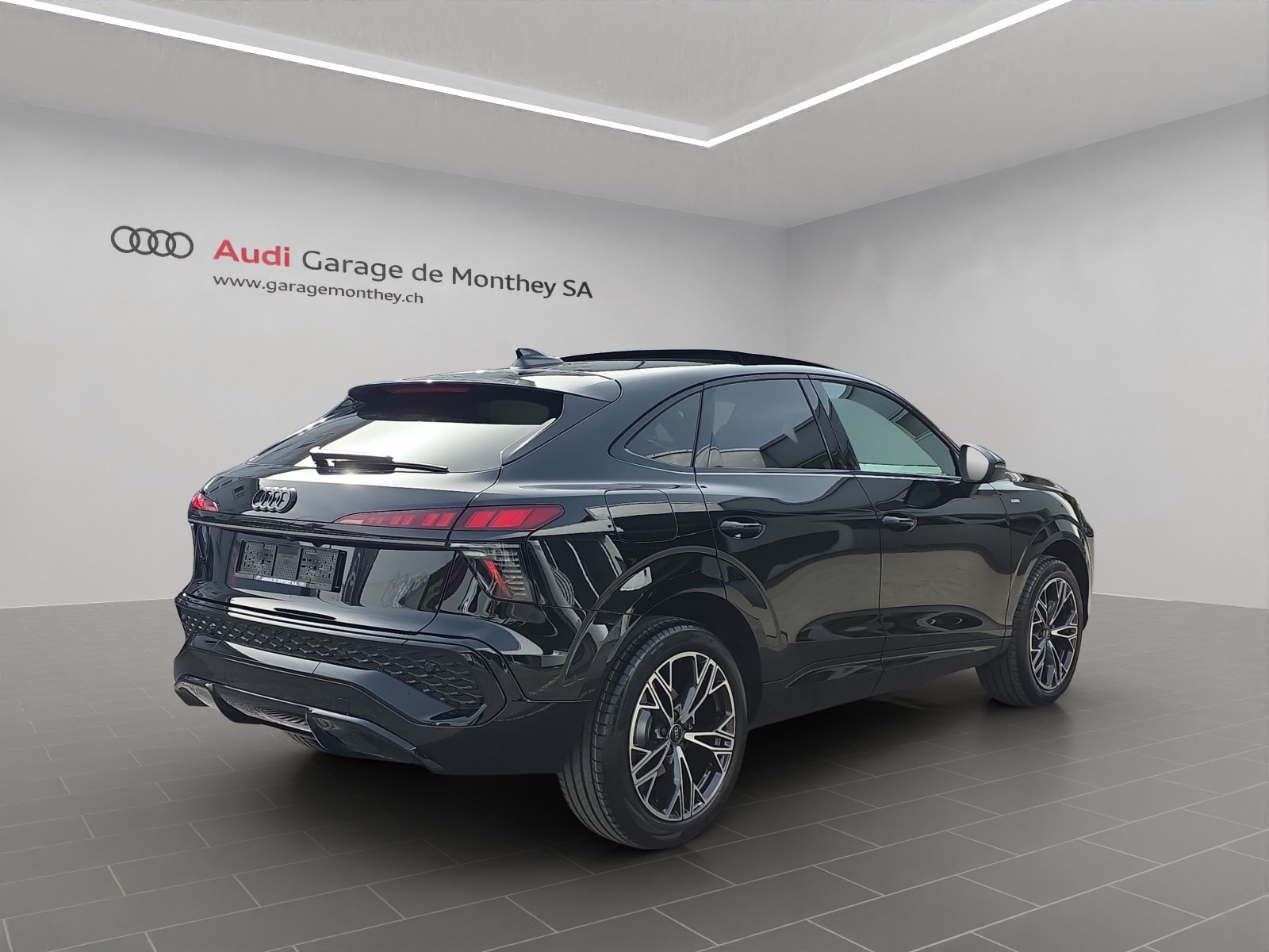 AUDI Q3 Sportback 110 kW TFSI S tronic, Petrol, New car, Automatic - 4
