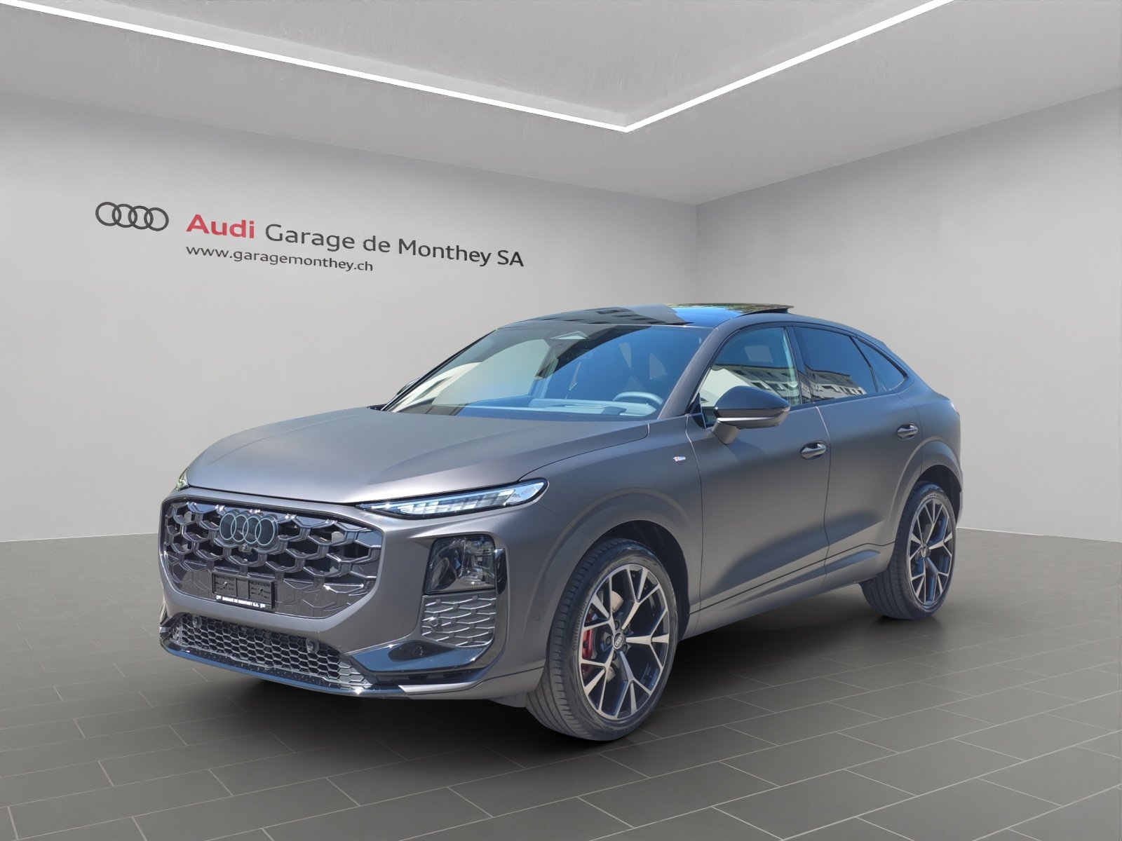 AUDI Q3 Sportback TFSI quattro 195 kW S tronic, Benzin, Neuwagen, Automatik
