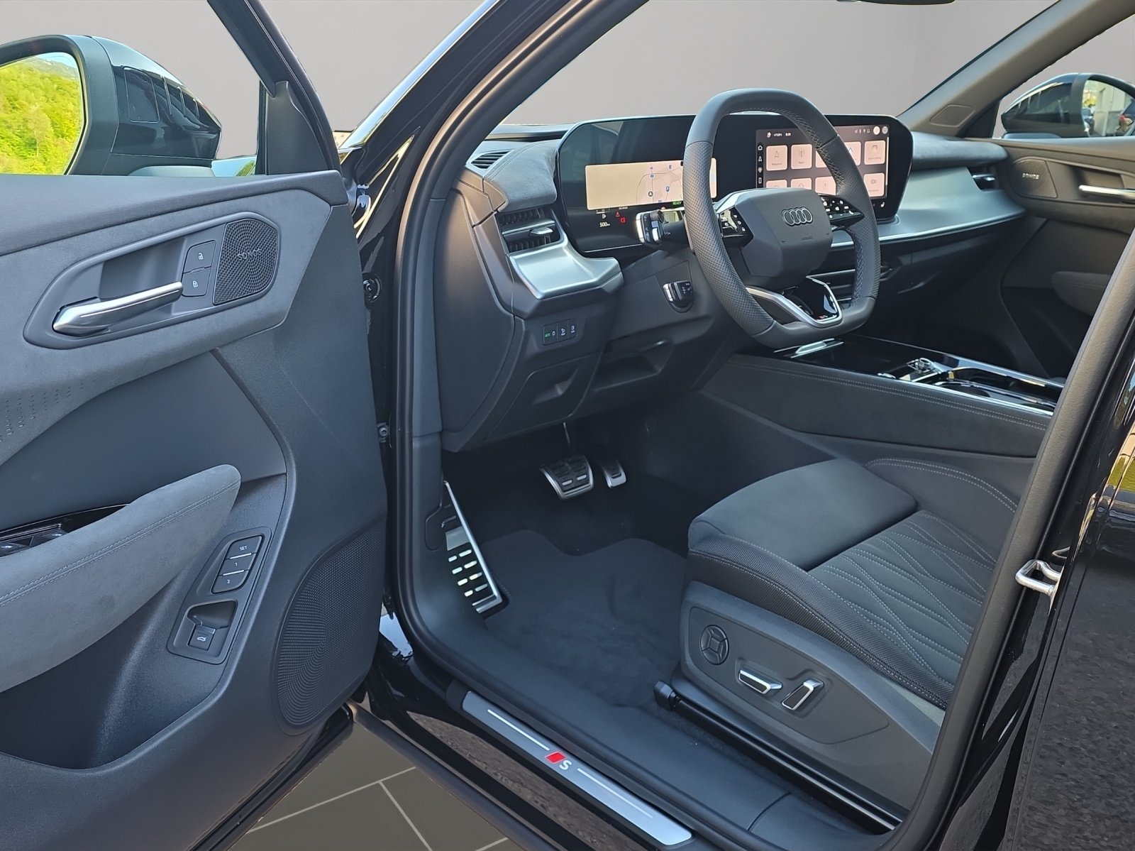 AUDI Q3 Sportback TFSI quattro 195 kW S tronic, Petrol, New car, Automatic - 5