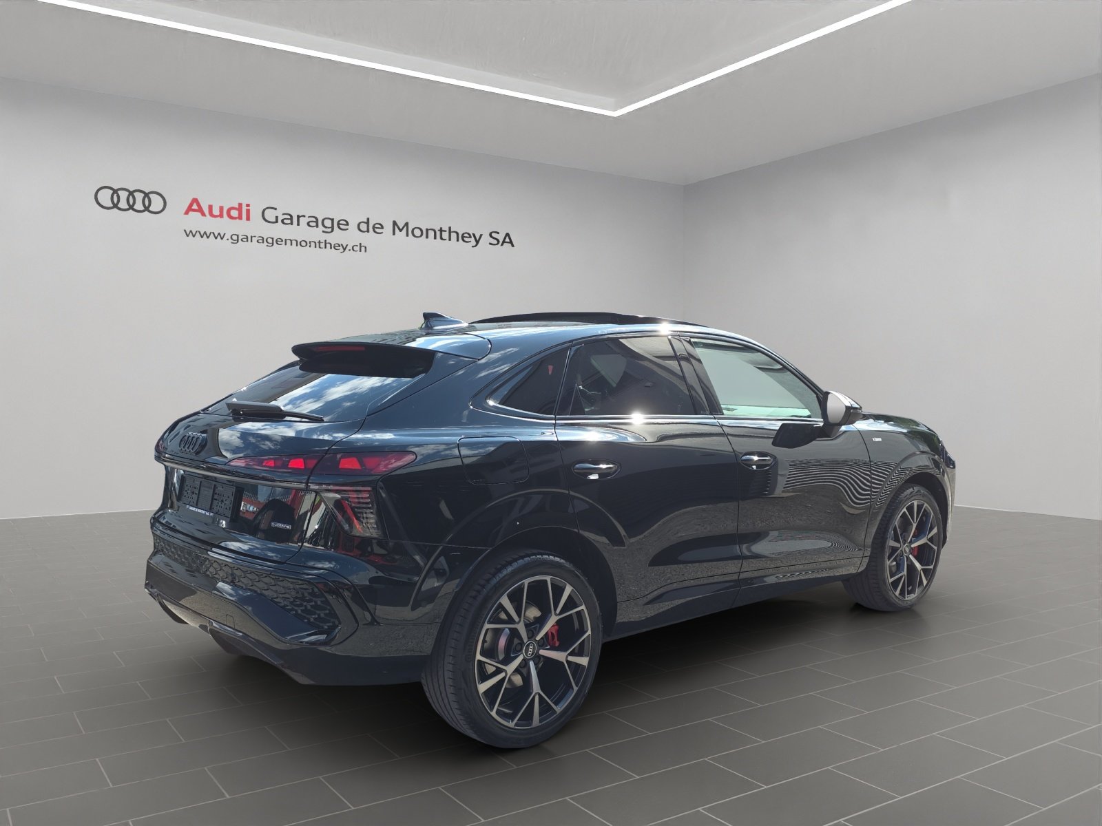 AUDI Q3 Sportback TFSI quattro 195 kW S tronic, Petrol, New car, Automatic - 3