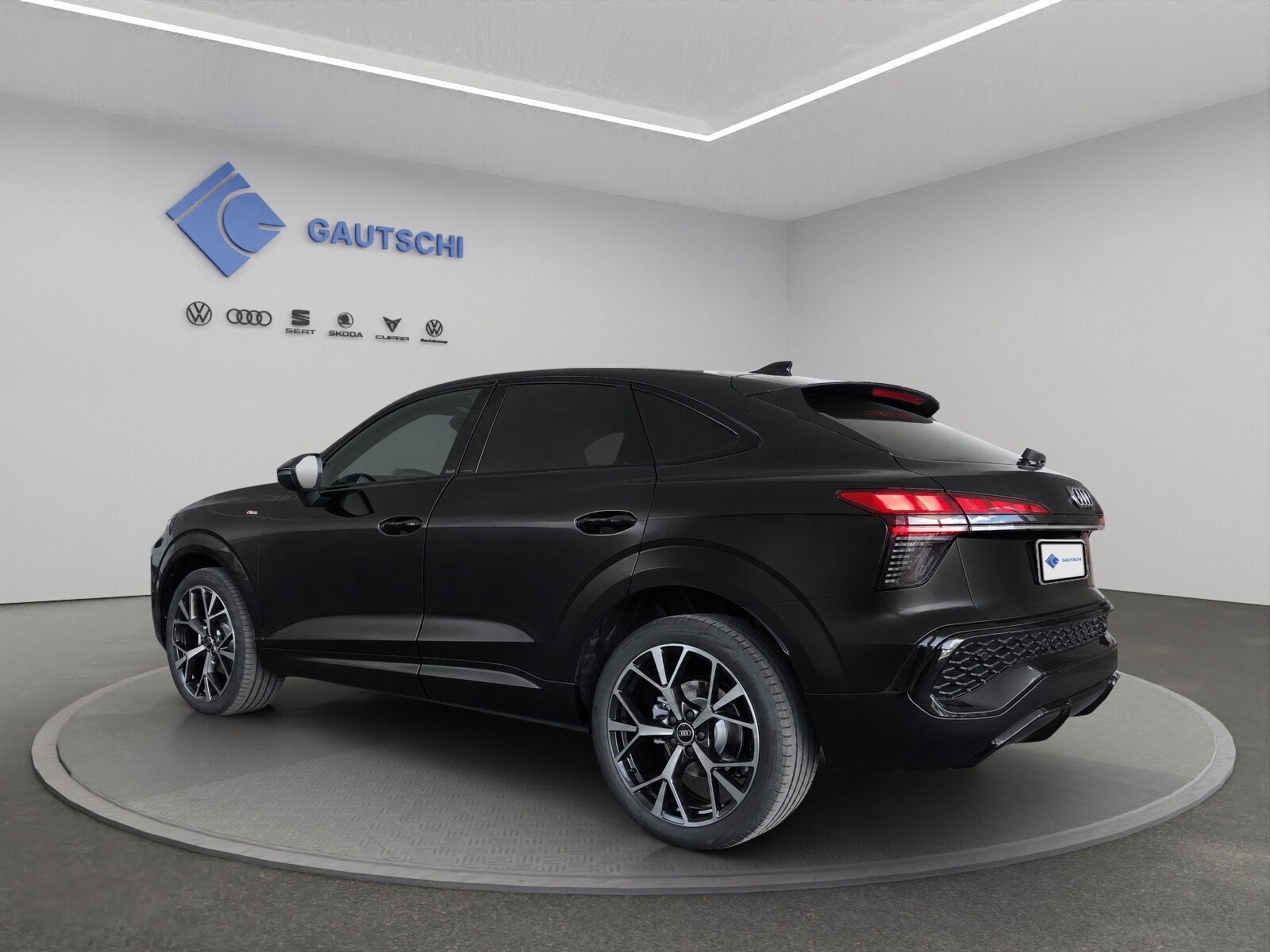 AUDI Q3 Sportback 110 kW TFSI S tronic, Essence, Voiture nouvelle, Automatique - 3