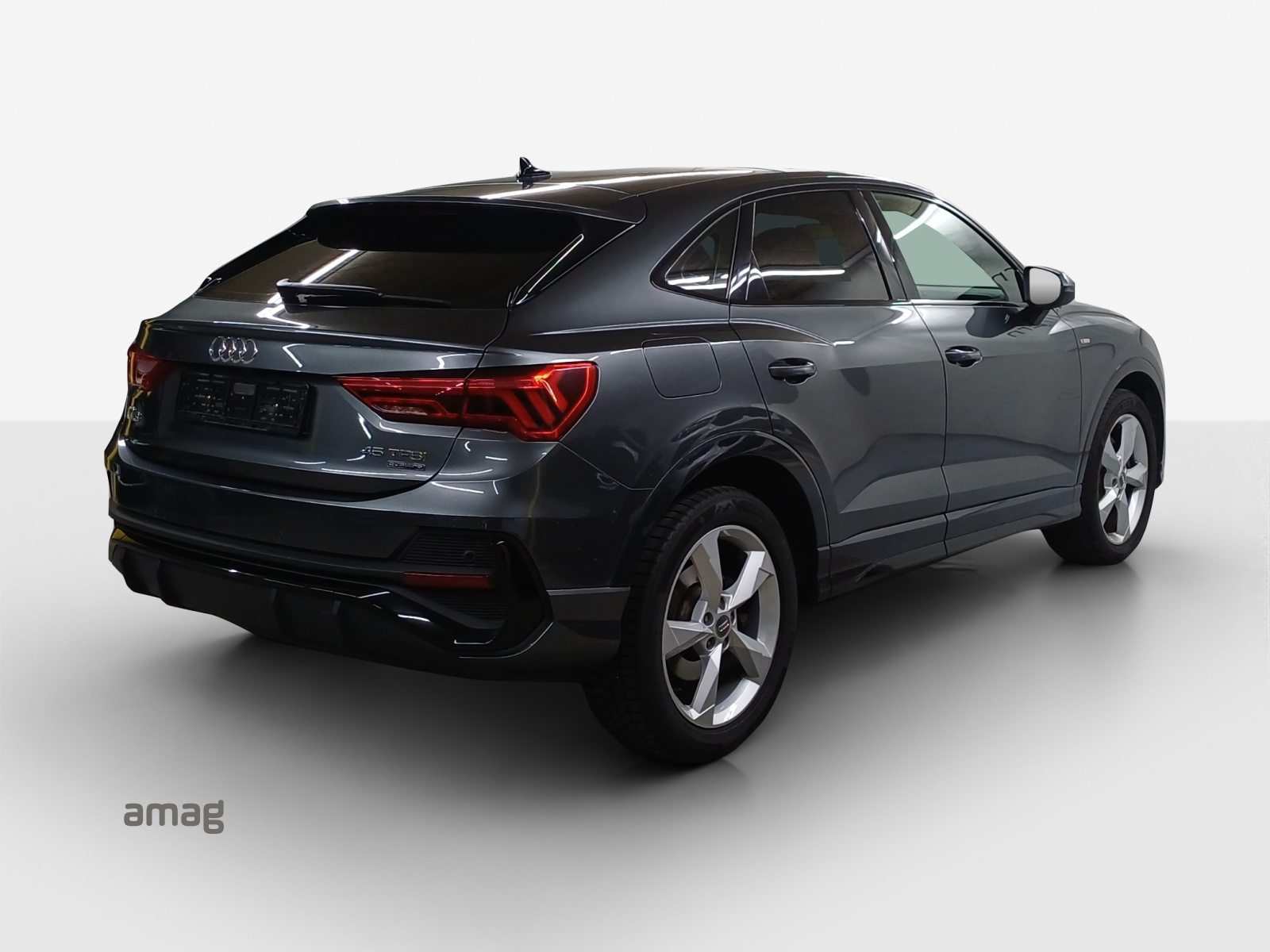 AUDI Q3 SB 45 TFSI S line qu, Essence, Occasion / Utilisé, Automatique - 5