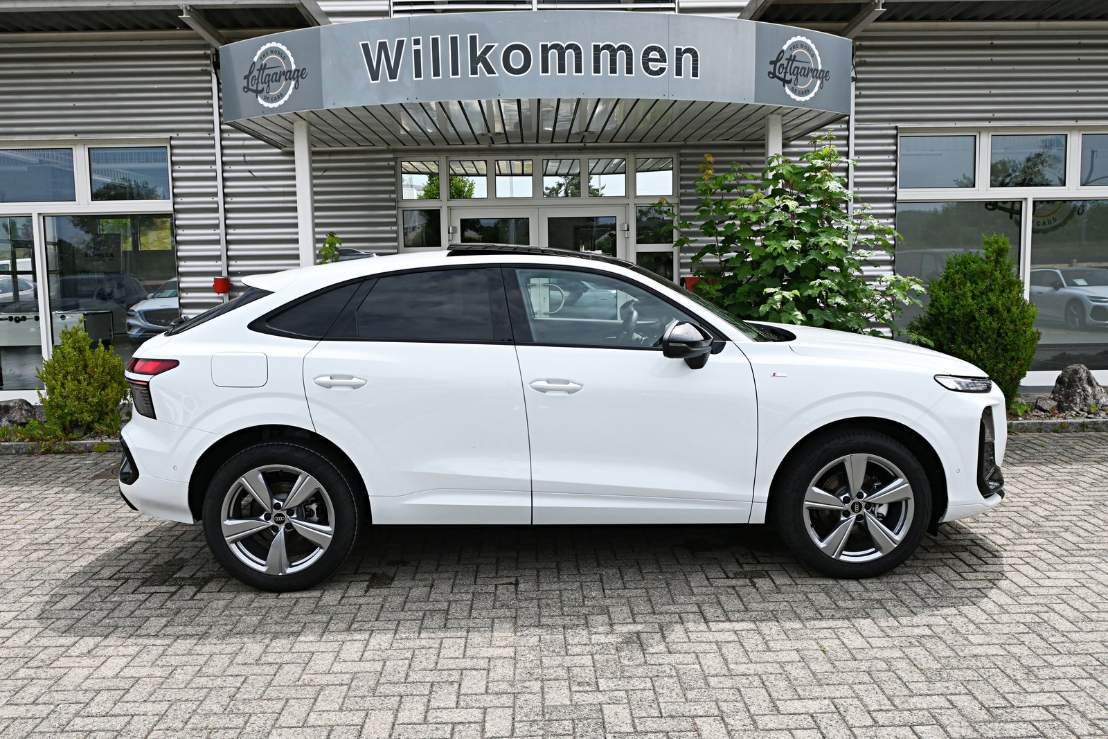 AUDI Q3 Sportback S Line Plus Black TFSI S tronic 150PS + AH, Benzin, Occasion / Gebraucht, Automatik - 6