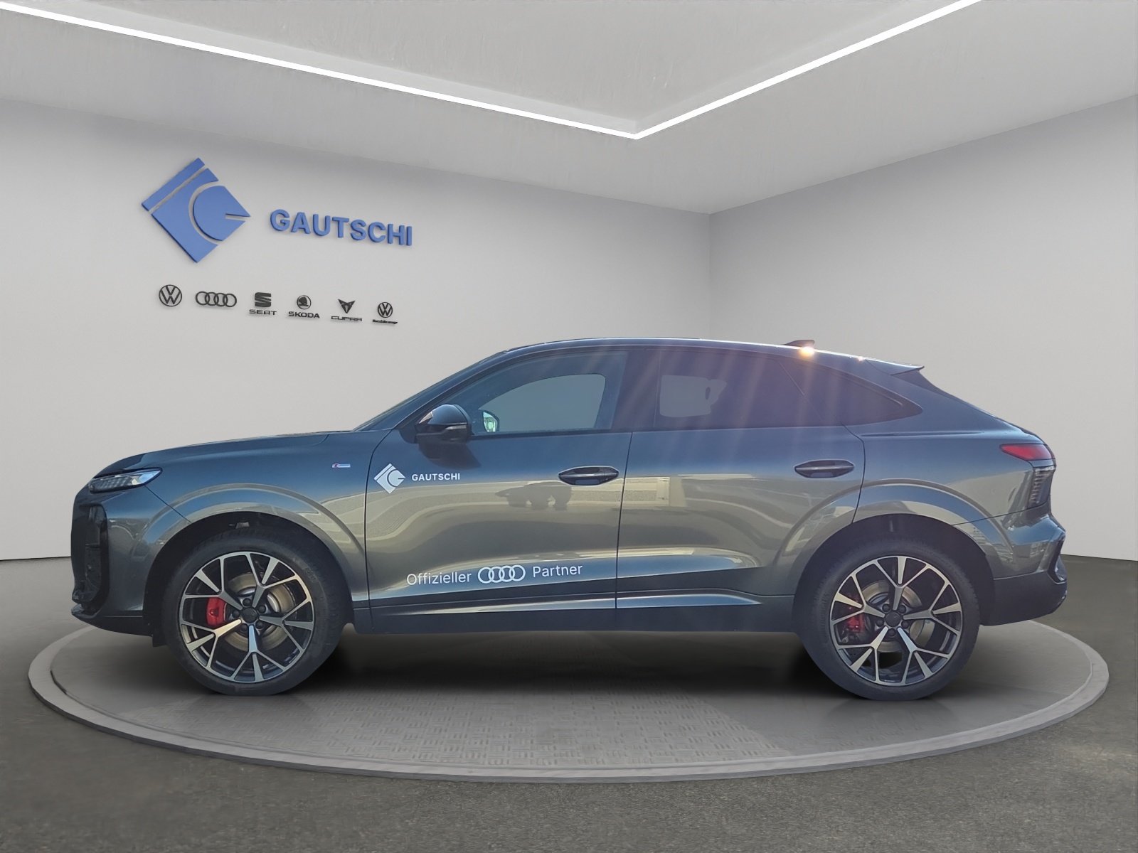 AUDI Q3 Sportback TFSI quattro 195 kW S tronic, Benzin, Vorführwagen, Automatik - 2