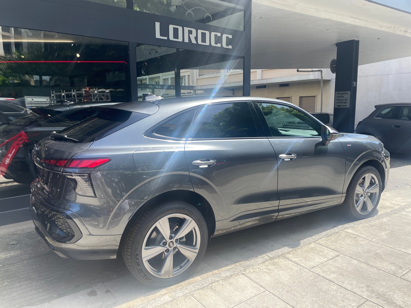 AUDI Q3 SB TFSI quattro 150kW, Petrol, Ex-demonstrator, Automatic - 4