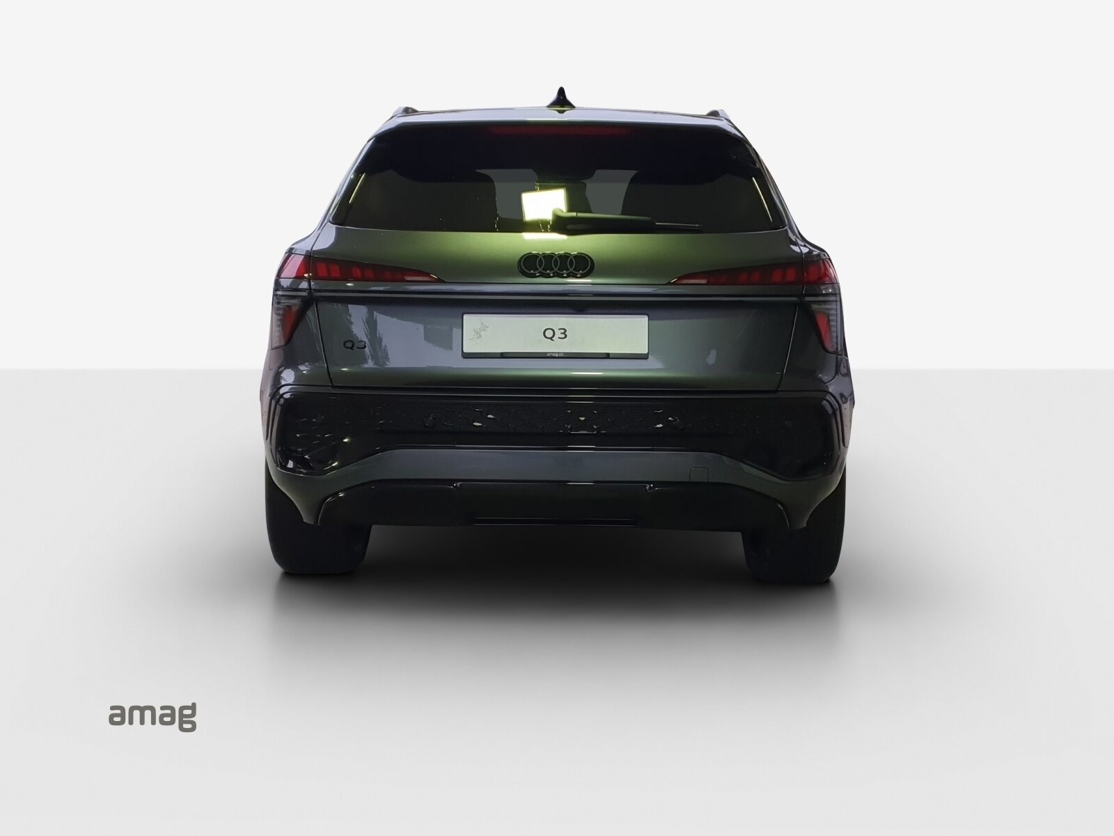 AUDI Q3 SUV TFSI 110 kW, Petrol, Pre-registered new car, Automatic - 4