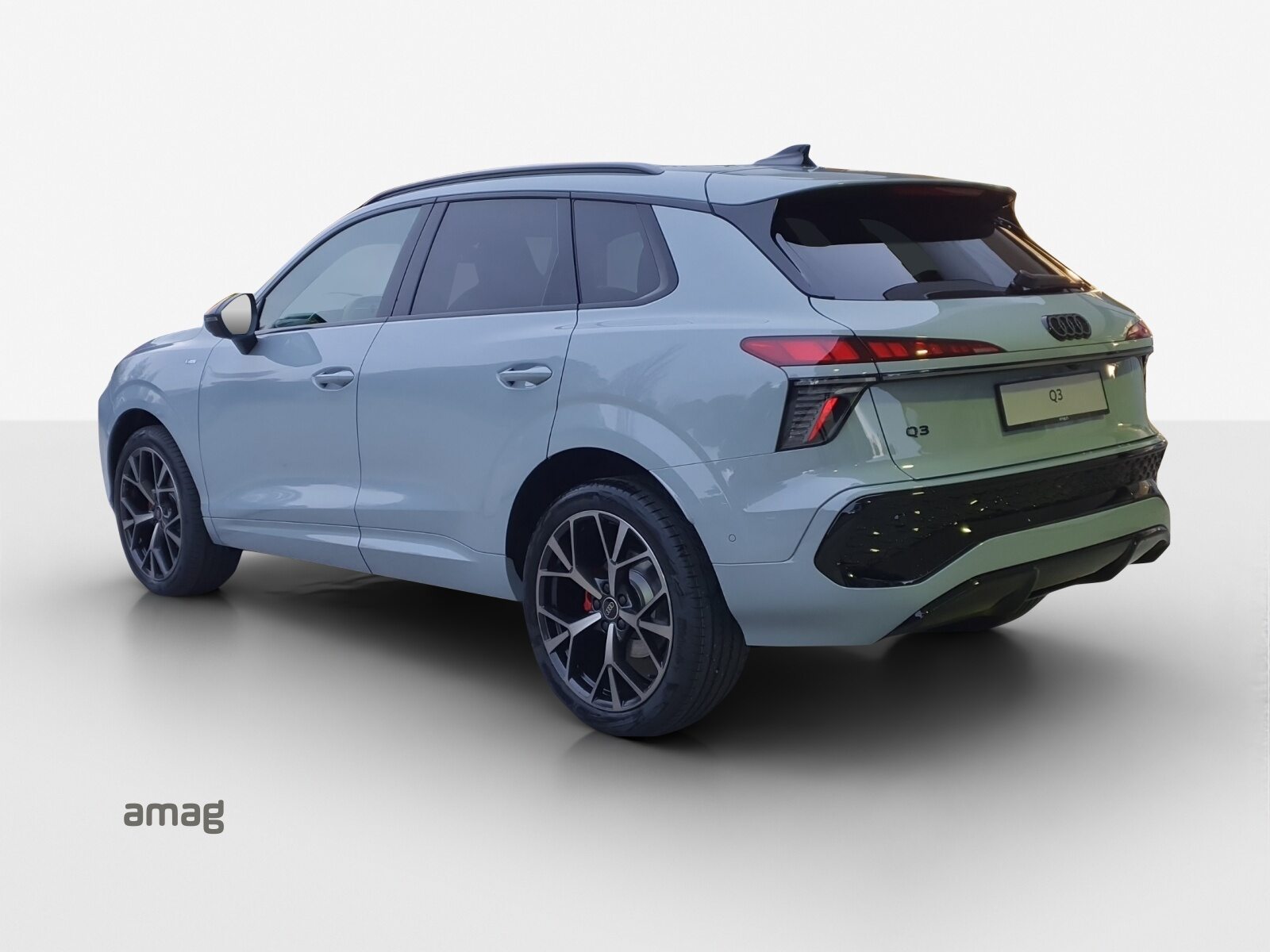 AUDI Q3 SUV TFSI 110 kW, Essence, Véhicule neuf pré-immatriculé, Automatique - 3