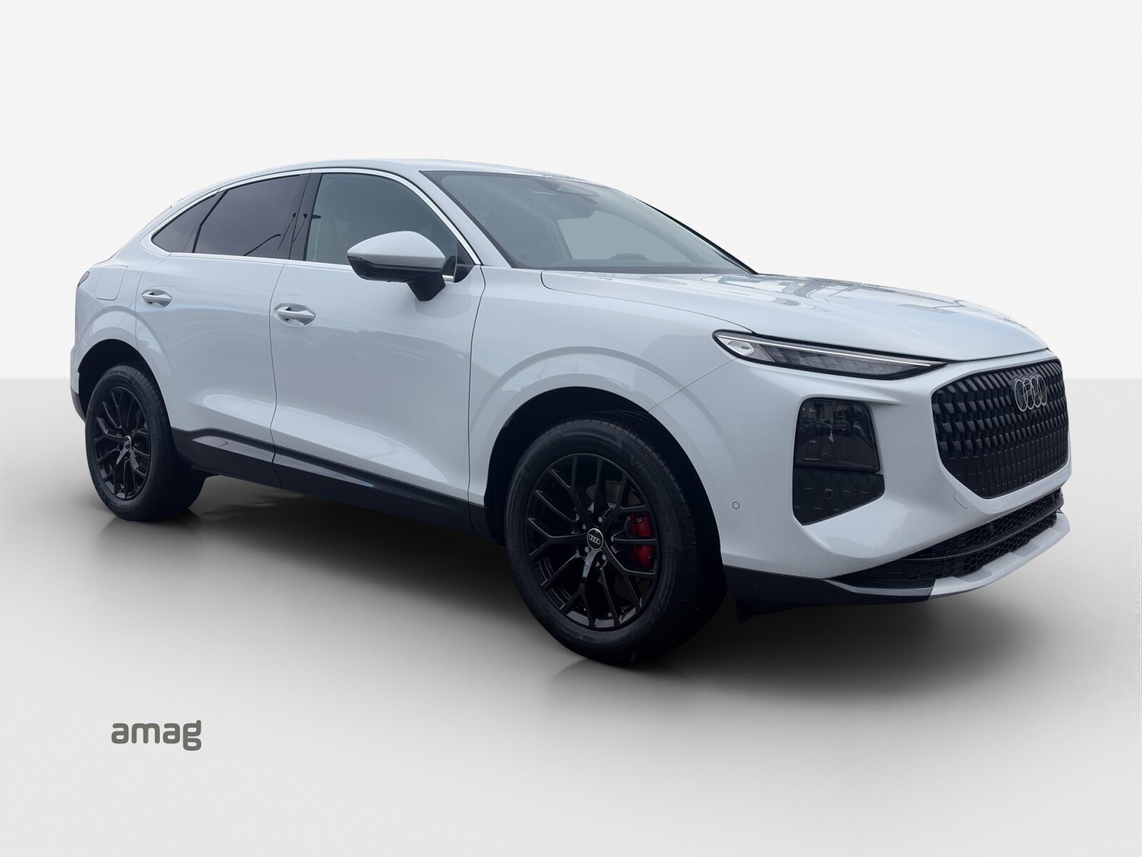 AUDI Q3 SB TFSI 110 kW, Essence, Véhicule neuf pré-immatriculé, Automatique - 6