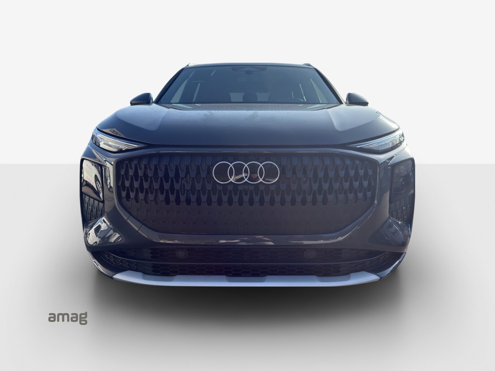 AUDI Q3 SUV TFSI 110 kW, Benzin, Neues Fahrzeug mit Tageszulassung, Automatik - 7