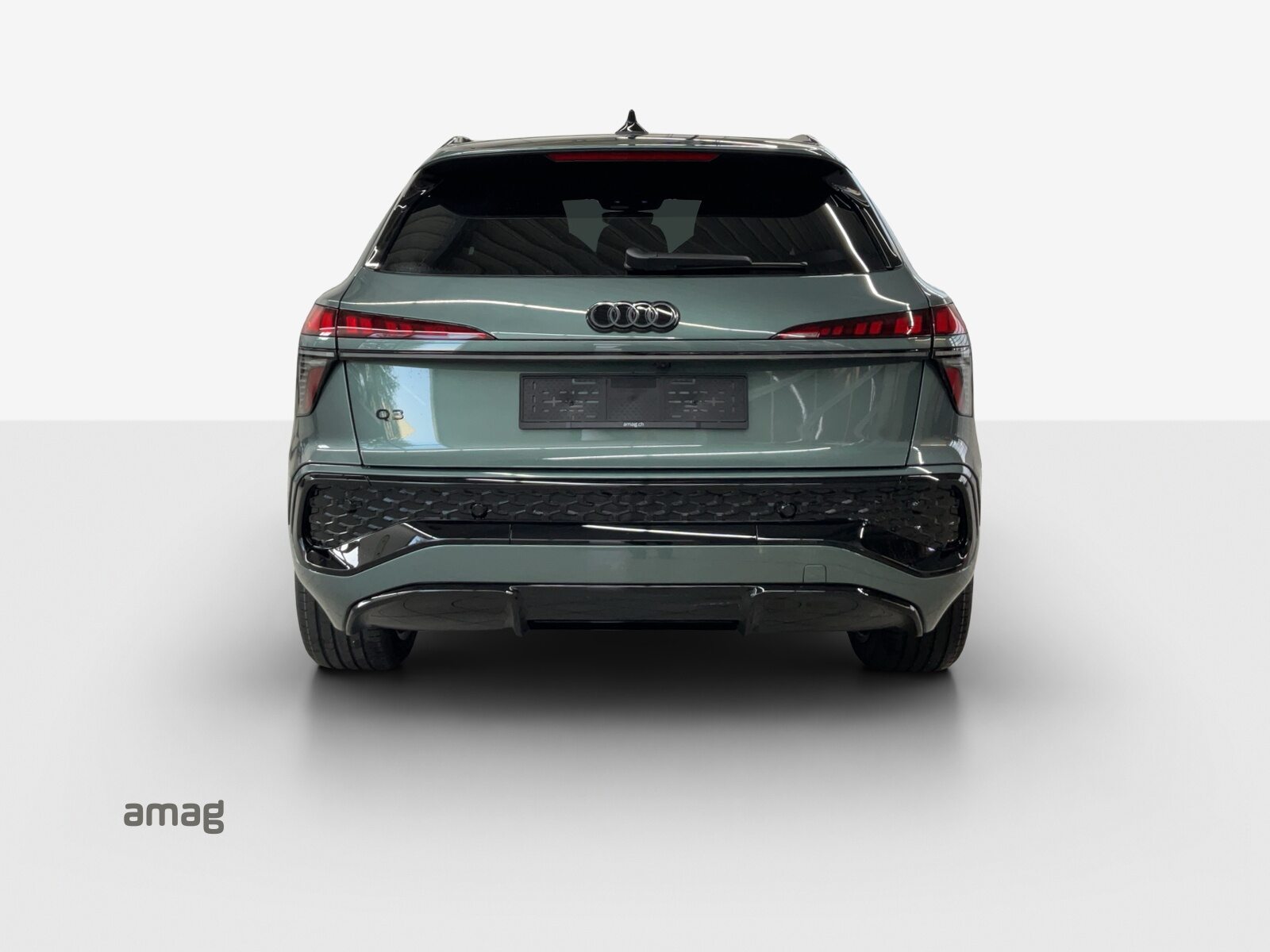 AUDI Q3 SUV TFSI 110 kW, Essence, Véhicule neuf pré-immatriculé, Automatique - 4