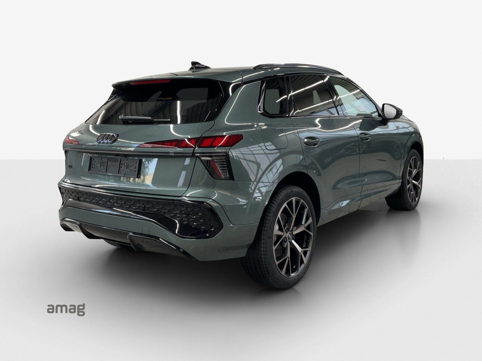 AUDI Q3 SUV TFSI 110 kW, Essence, Véhicule neuf pré-immatriculé, Automatique - 5
