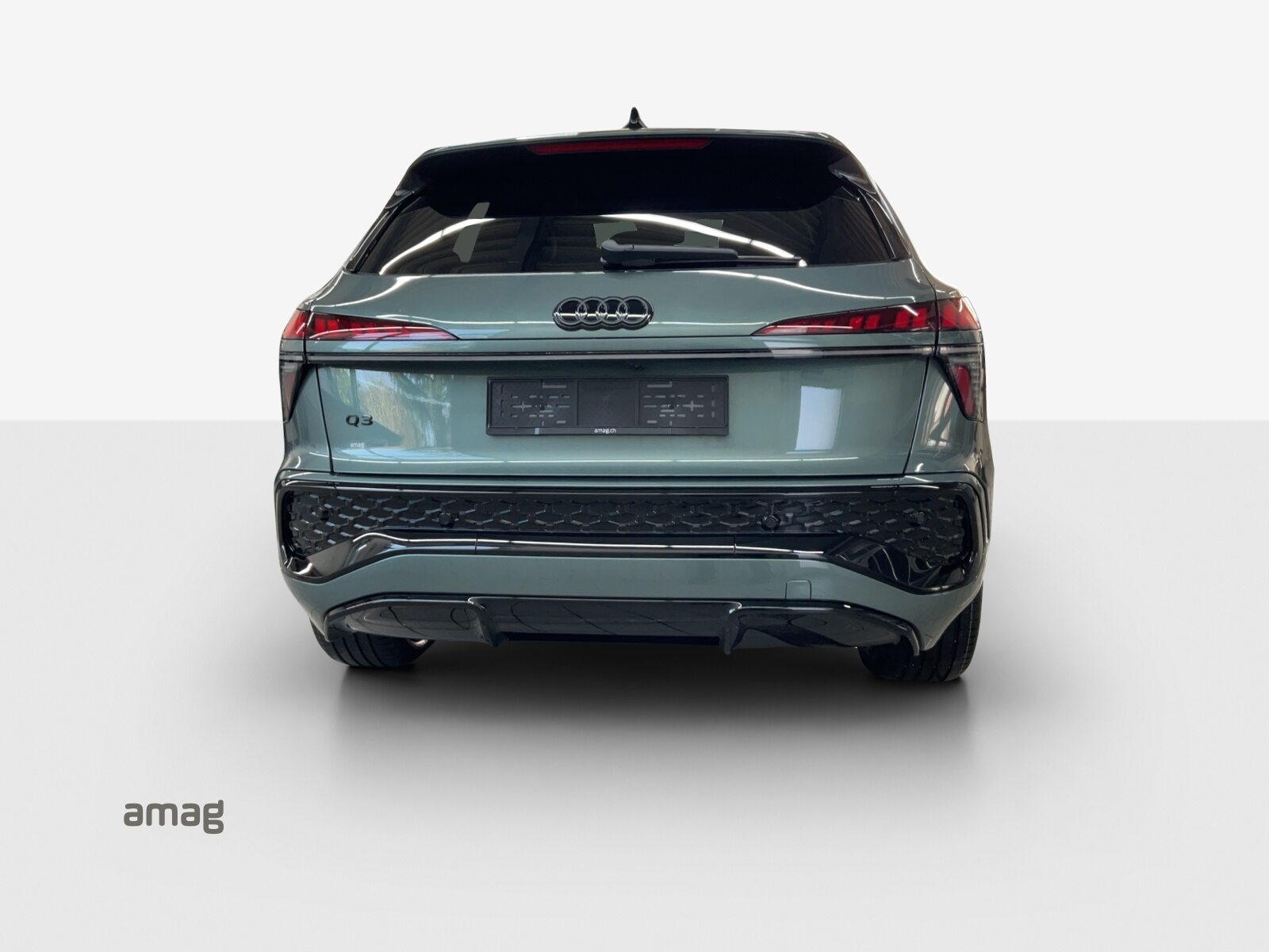 AUDI Q3 SUV TFSI 110 kW, Essence, Véhicule neuf pré-immatriculé, Automatique - 4