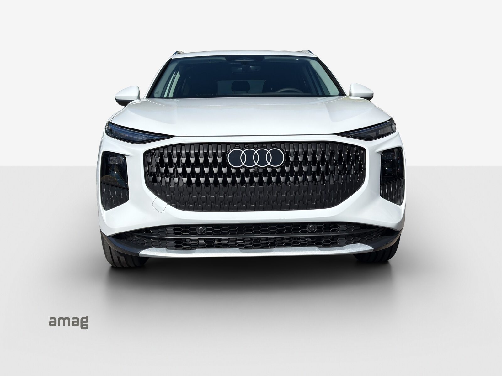 AUDI Q3 SUV TFSI 110 kW, Petrol, Pre-registered new car, Automatic - 7