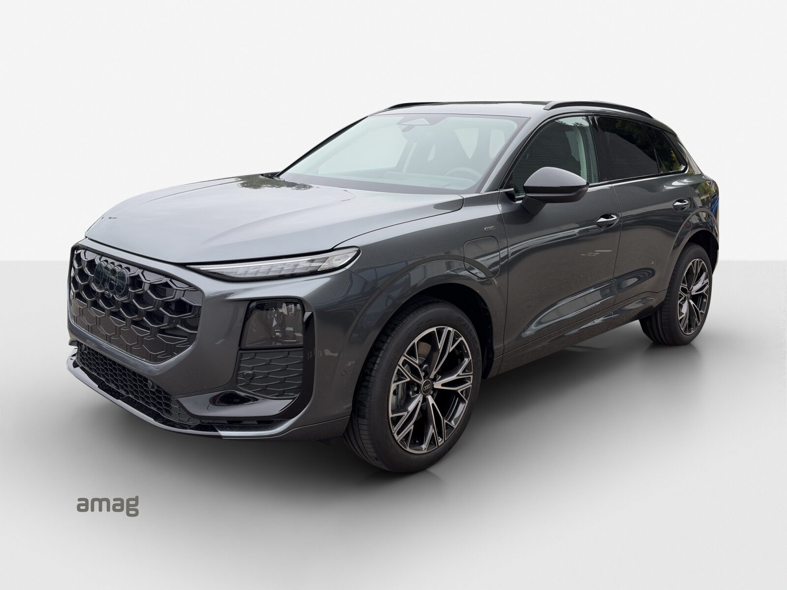 AUDI Q3 SUV e-hybrid 200 kW