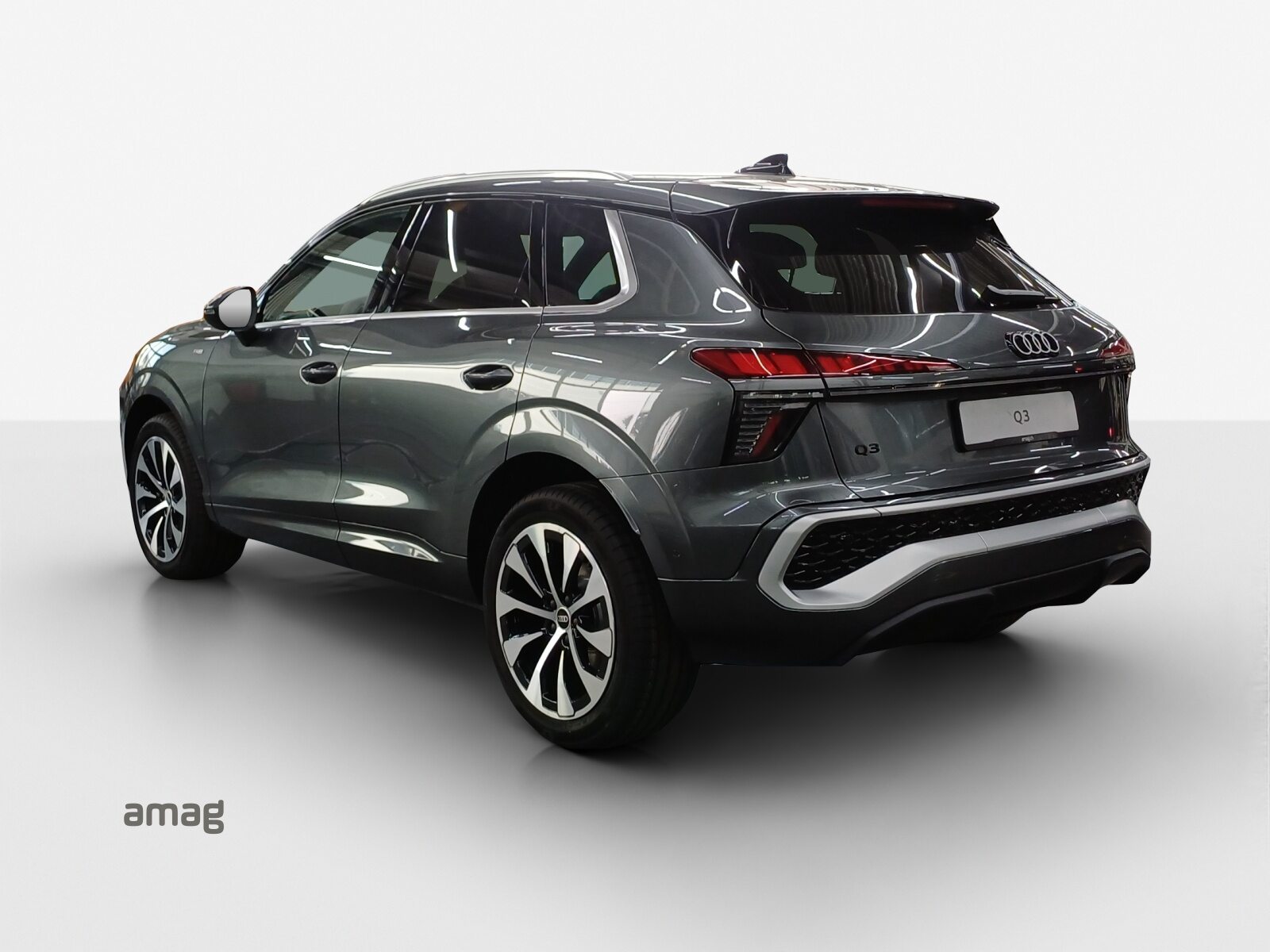 AUDI Q3 SUV TFSI 110 kW, Essence, Véhicule neuf pré-immatriculé, Automatique - 3