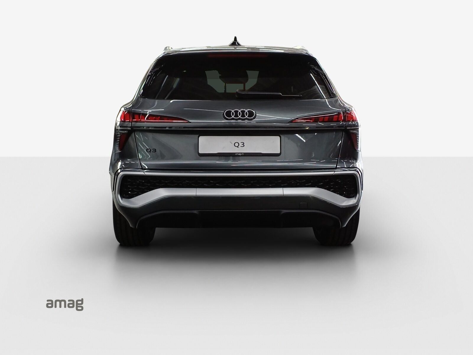 AUDI Q3 SUV TFSI 110 kW, Essence, Véhicule neuf pré-immatriculé, Automatique - 4