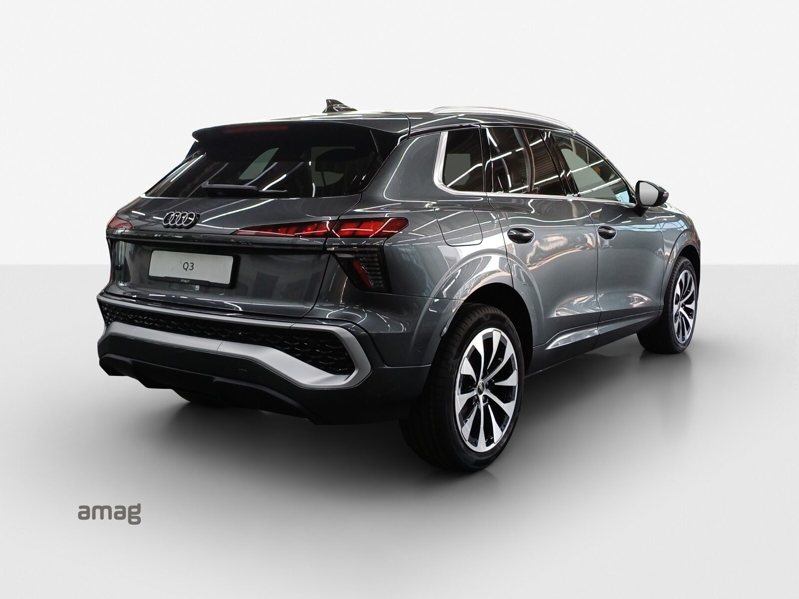 AUDI Q3 SUV TFSI 110 kW, Essence, Véhicule neuf pré-immatriculé, Automatique - 5