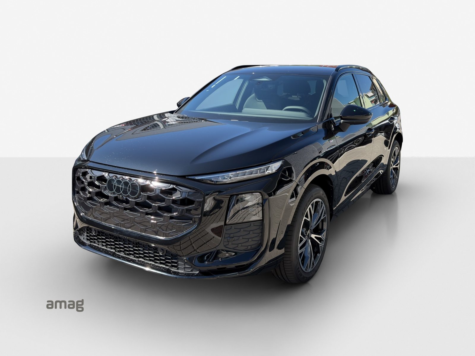 AUDI Q3 SUV TFSI 110 kW
