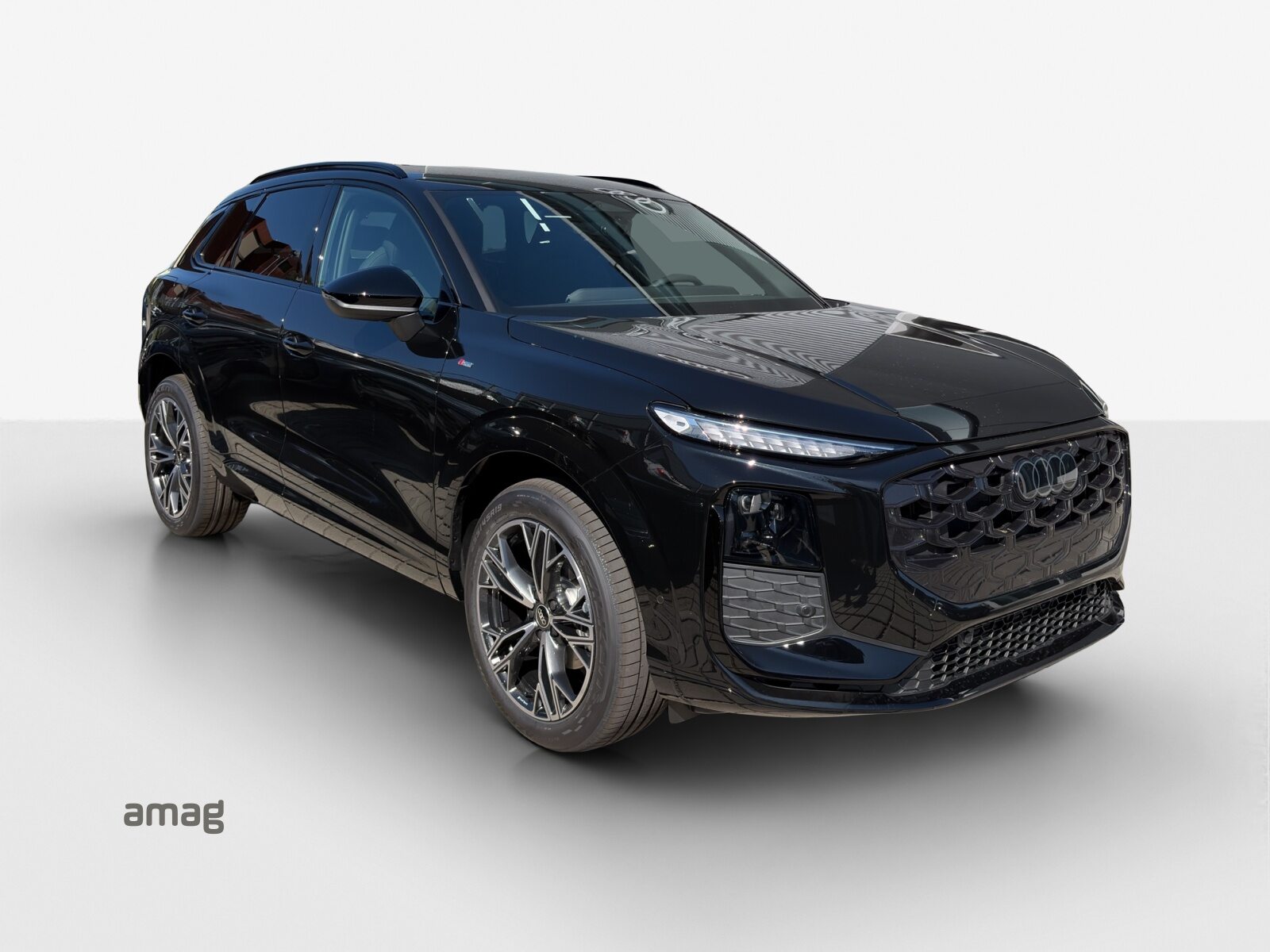 AUDI Q3 SUV TFSI 110 kW, Essence, Véhicule neuf pré-immatriculé, Automatique - 6