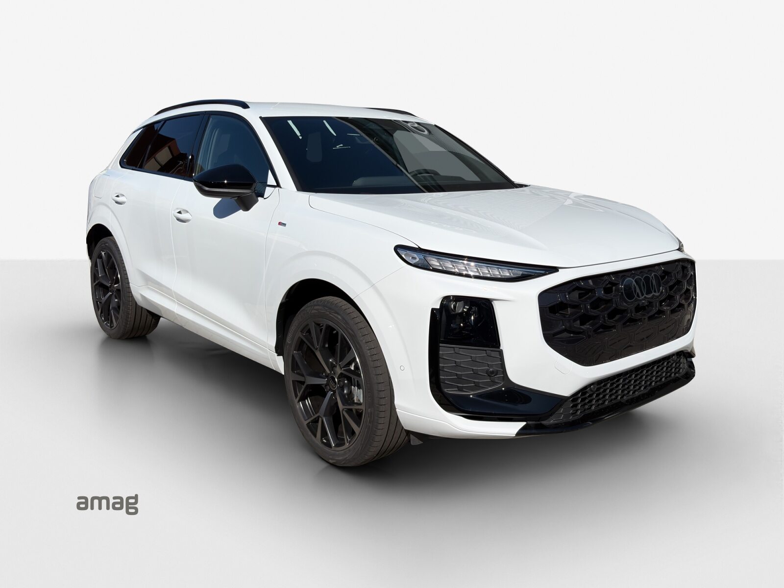 AUDI Q3 SUV TFSI 110 kW, Essence, Véhicule neuf pré-immatriculé, Automatique - 6