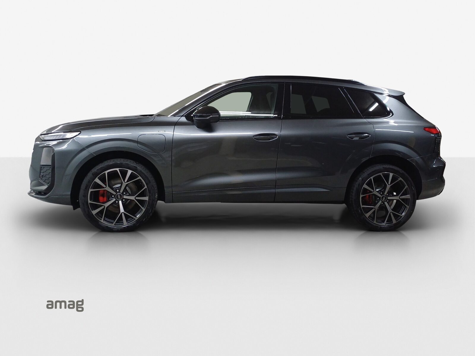 AUDI Q3 SUV e-hybrid 200 kW, Hybride Integrale Benzina/Elettrica, Auto a km zero, Automatico - 2