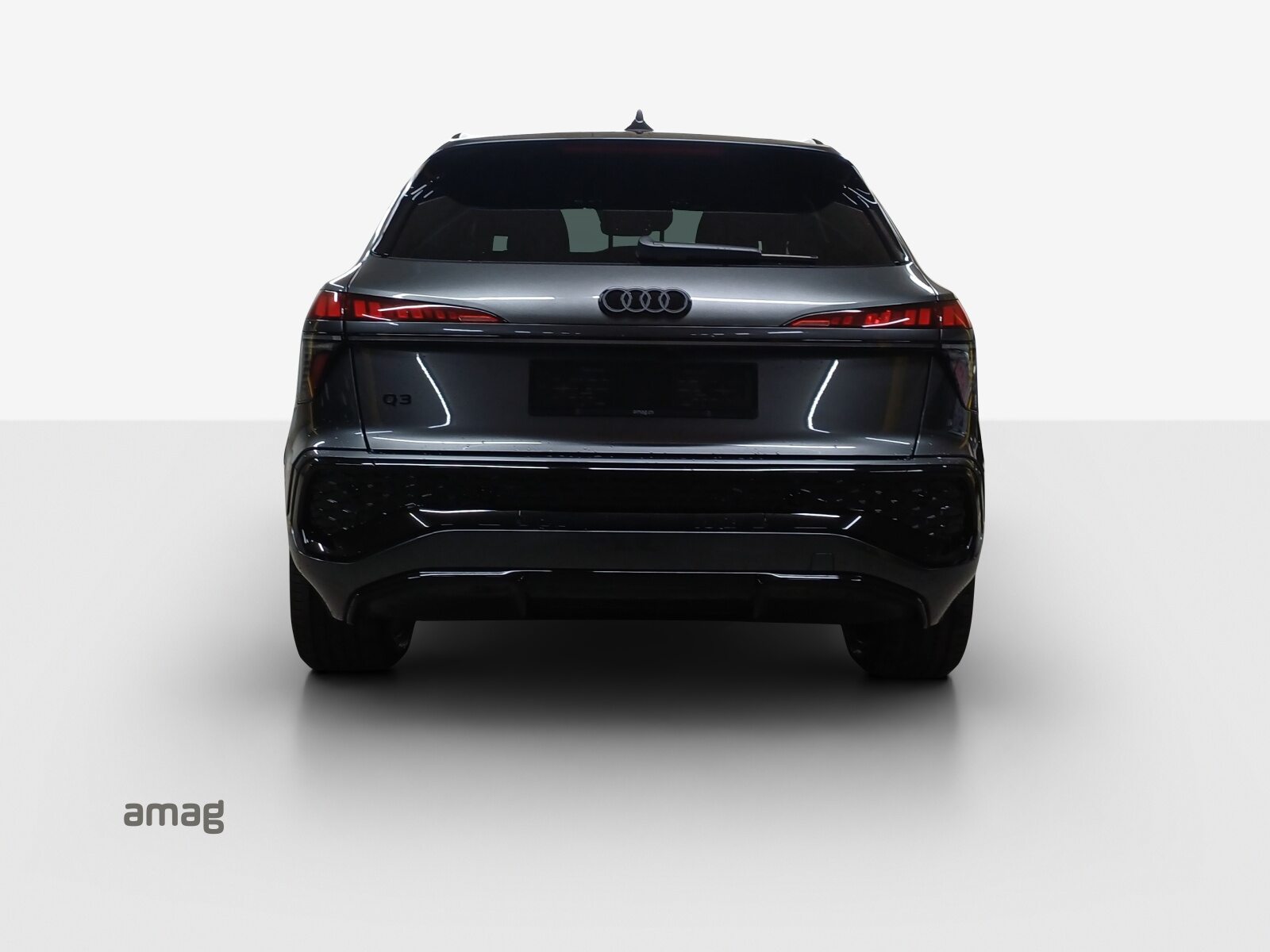AUDI Q3 SUV e-hybrid 200 kW, Hybride Integrale Benzina/Elettrica, Auto a km zero, Automatico - 4