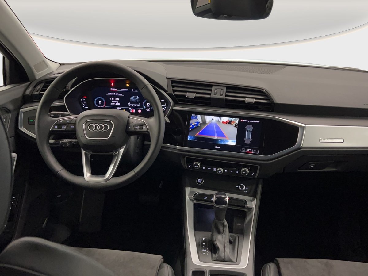 AUDI Q3 35 TFSI advanced Attraction S-tronic, Benzina, Auto nuove, Automatico - 6