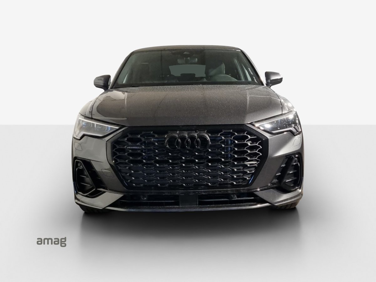 AUDI Q3 Sportback 40 TFSI S line quattro, Petrol, New car, Automatic - 5