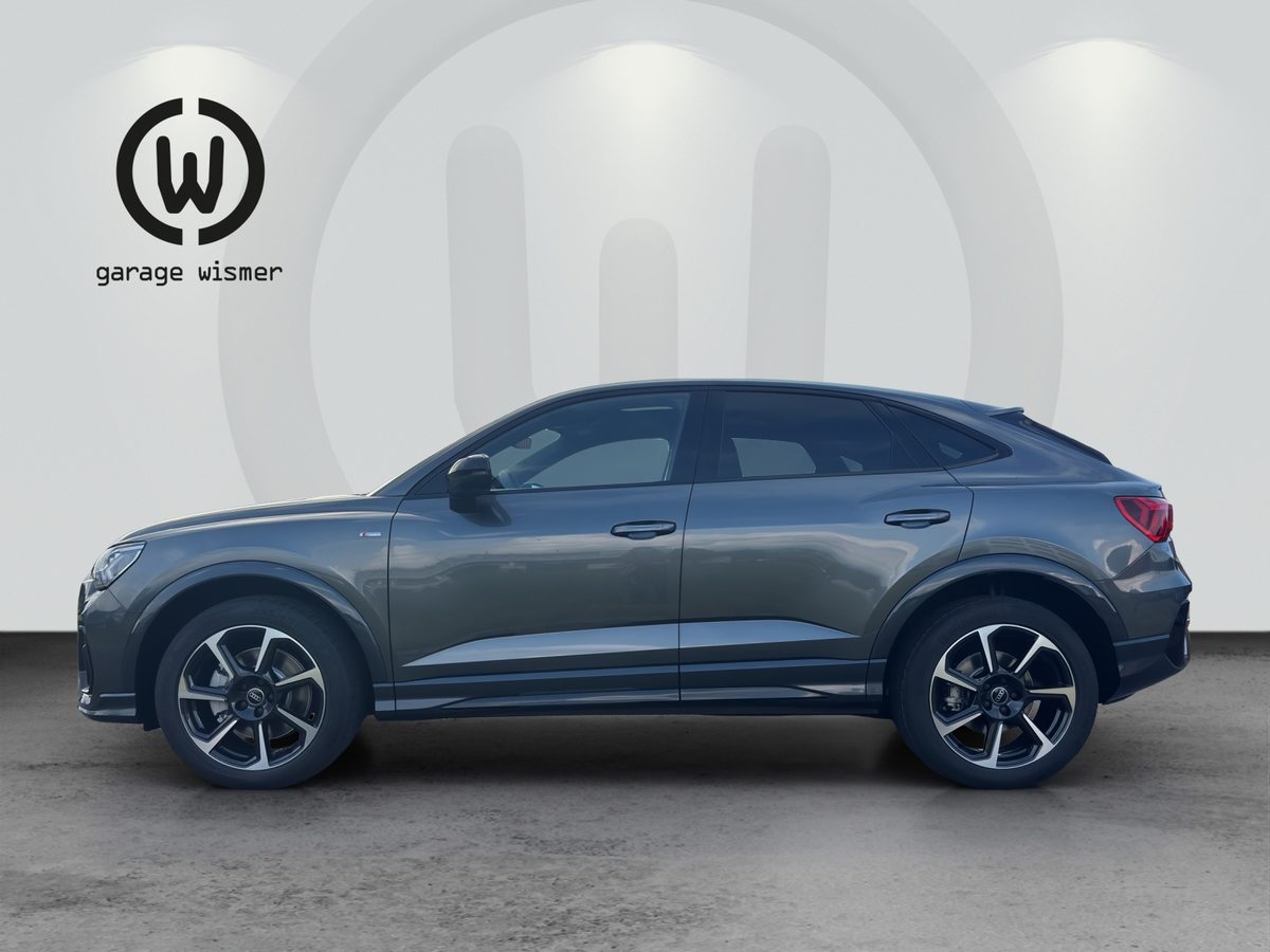 AUDI Q3 Sportback 40 TDI S line, Diesel, New car, Automatic - 2
