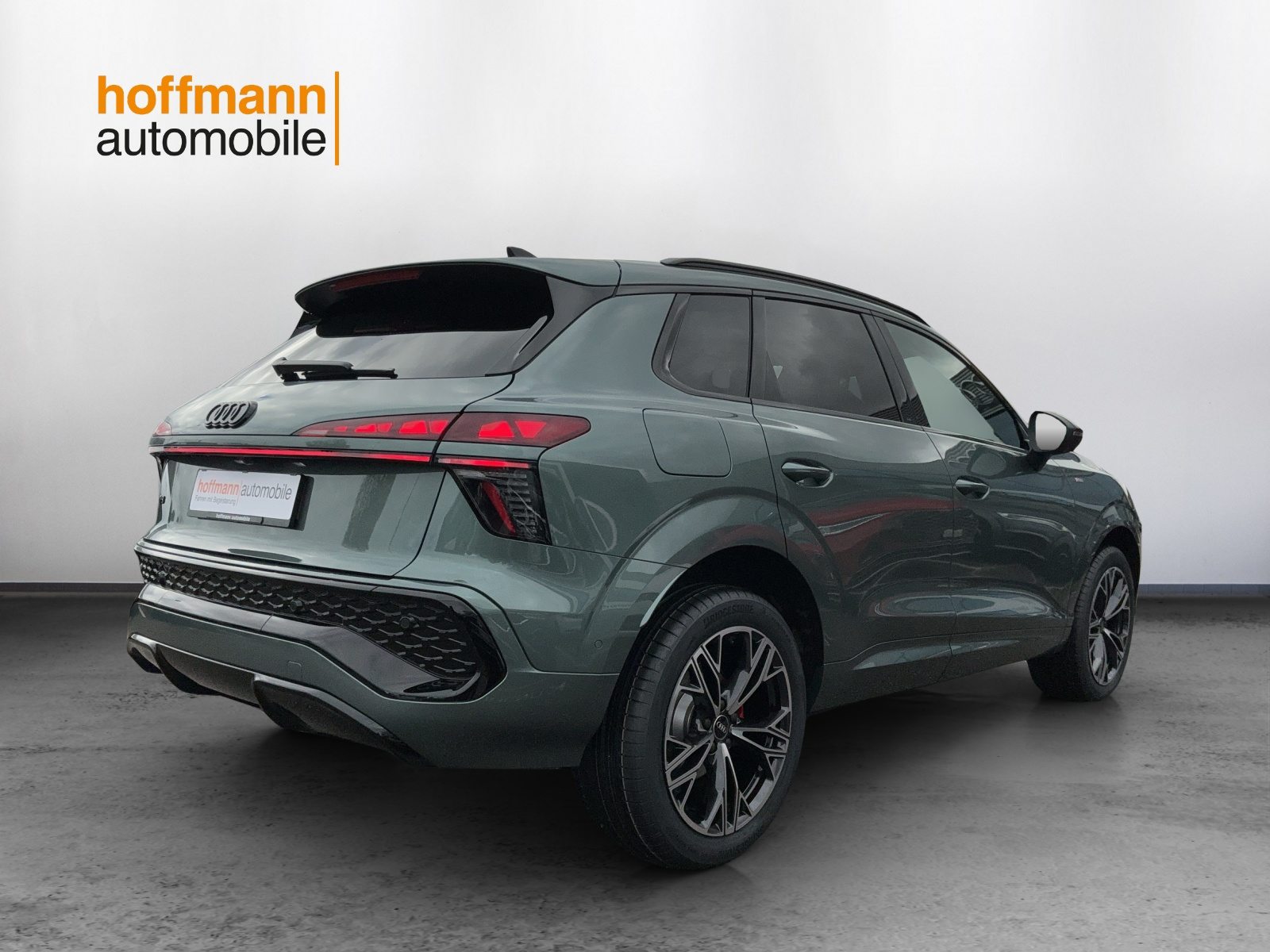 AUDI Q3 SUV TFSI 110 kW, Essence, Voiture nouvelle, Automatique - 4