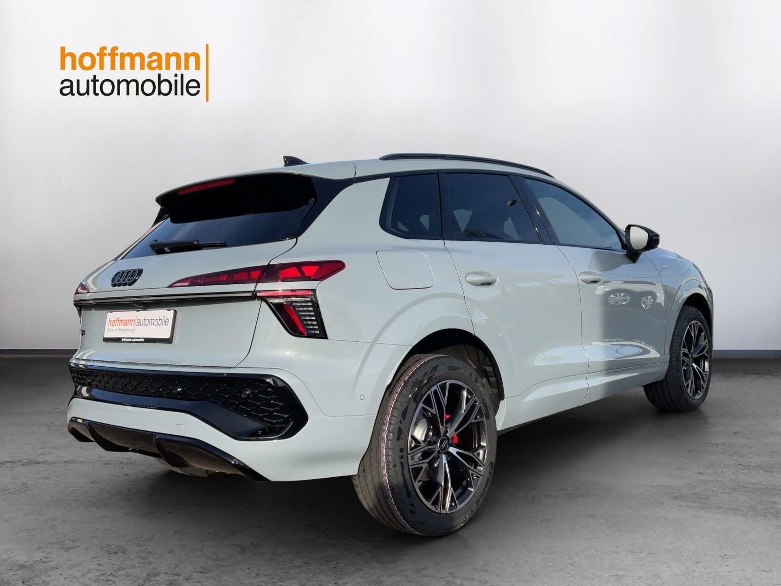 AUDI Q3 SUV TFSI 110 kW, Essence, Voiture nouvelle, Automatique - 4