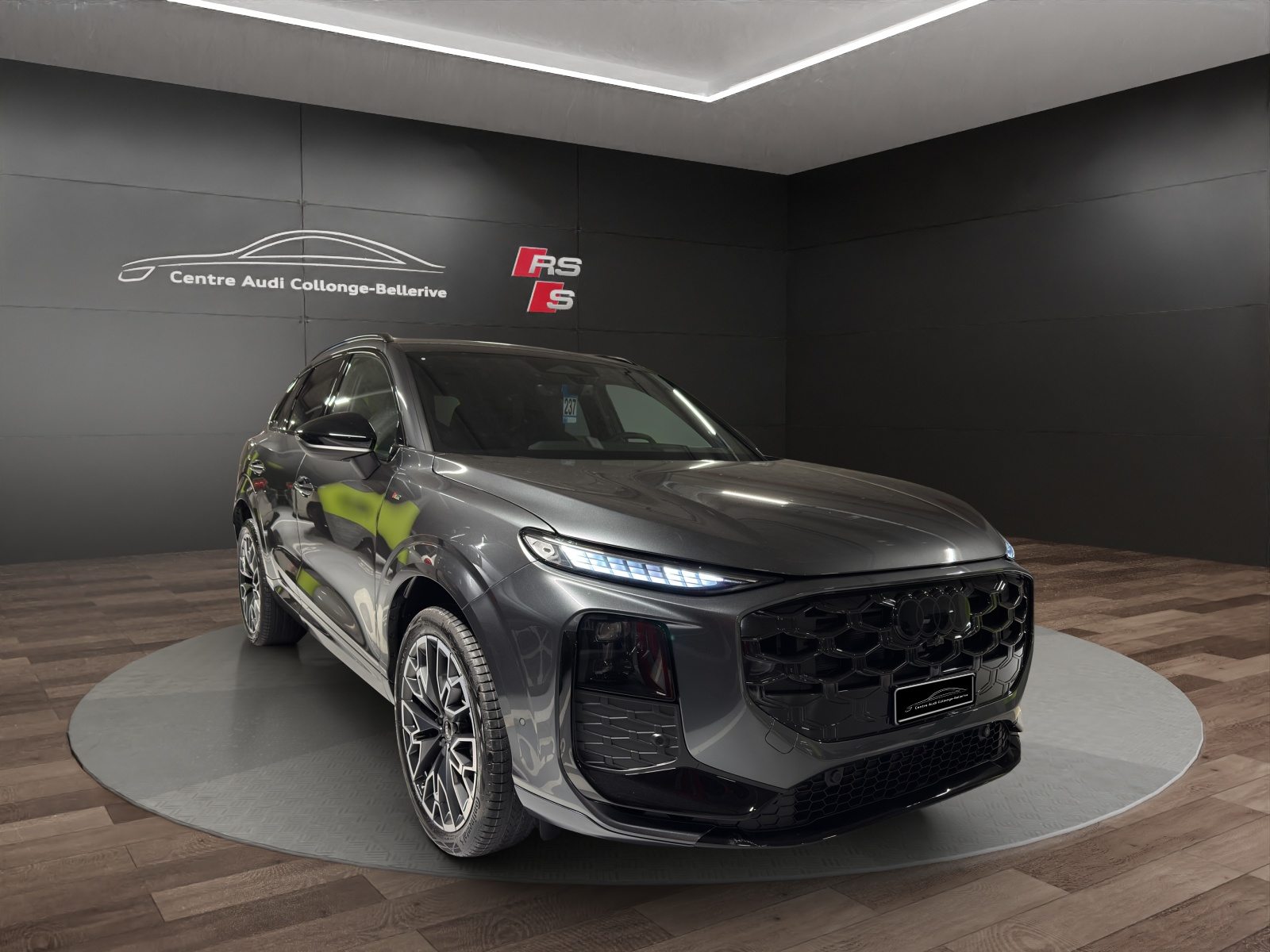AUDI Q3 SUV TFSI 110 kW, Essence, Voiture nouvelle, Automatique - 7