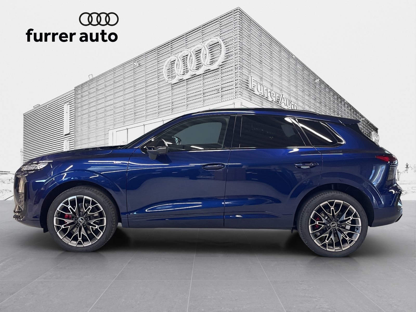 AUDI Q3 SUV TFSI 195 kW, Petrol, New car, Automatic - 2