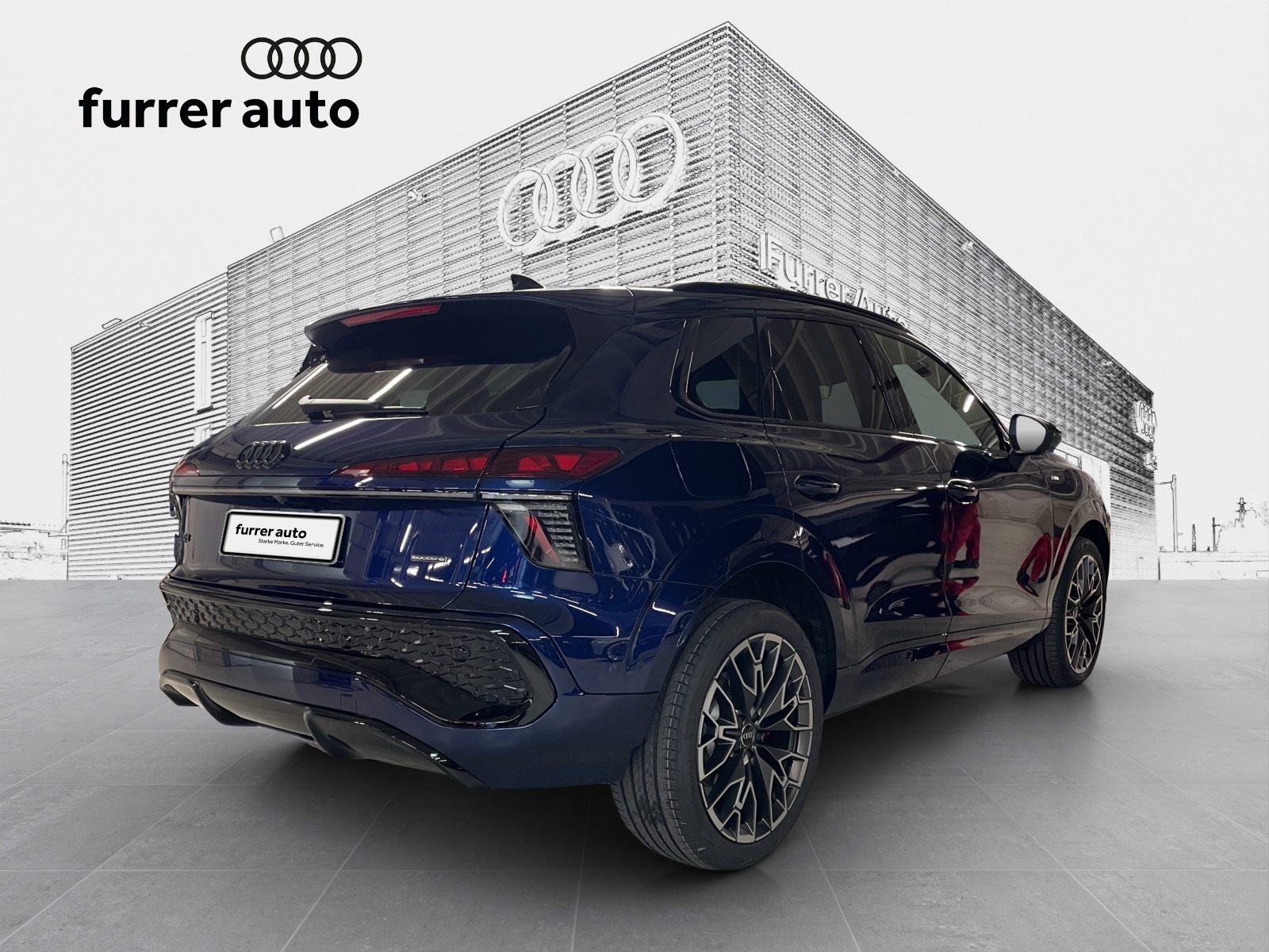 AUDI Q3 SUV TFSI 195 kW, Petrol, New car, Automatic - 5