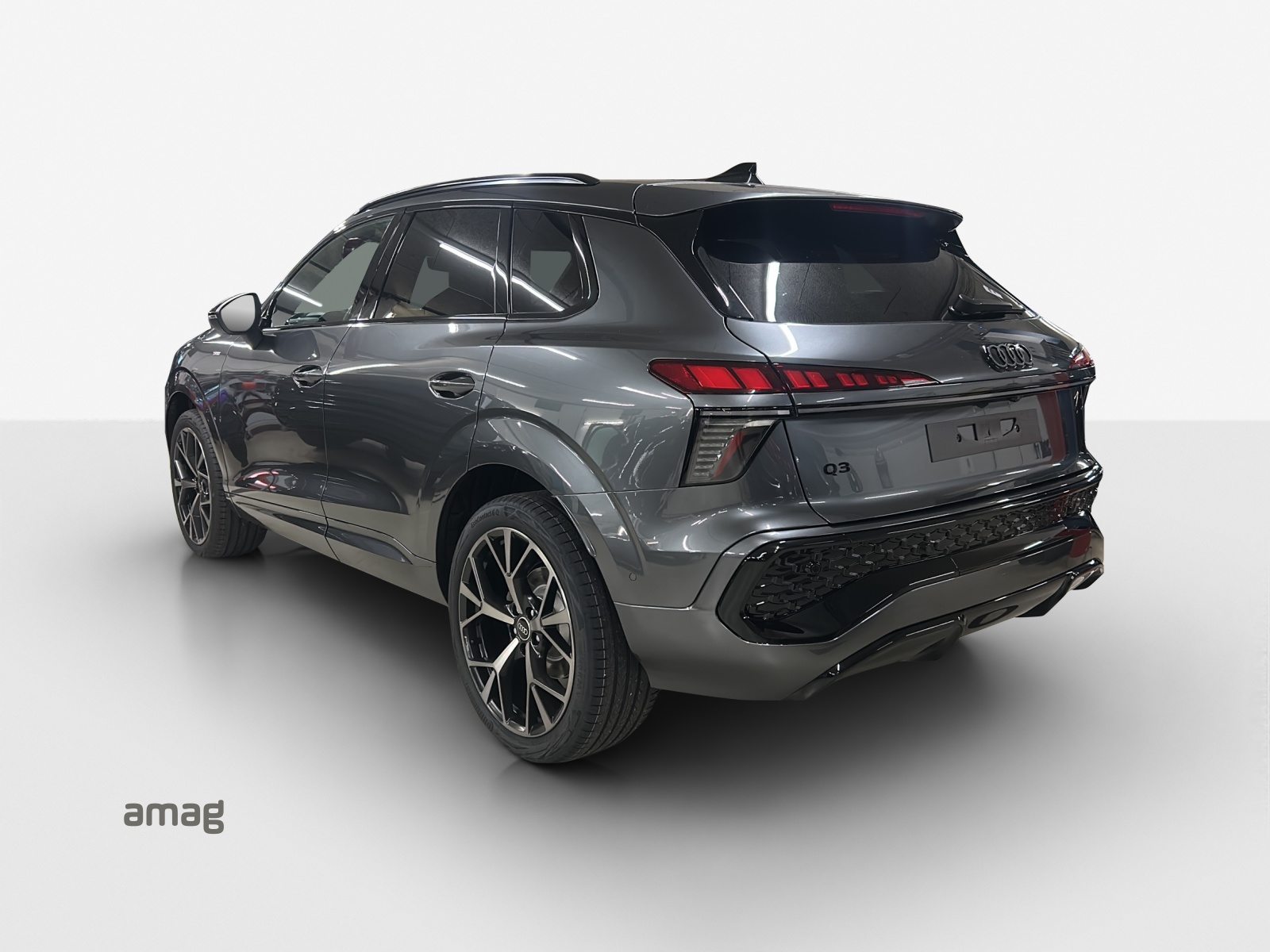 AUDI Q3 SUV TFSI 110 kW, Benzin, Neuwagen, Automatik - 3
