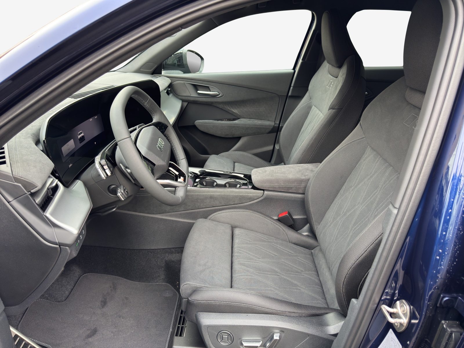 AUDI Q3 SUV TFSI 110 kW, Essence, Voiture nouvelle, Automatique - 2