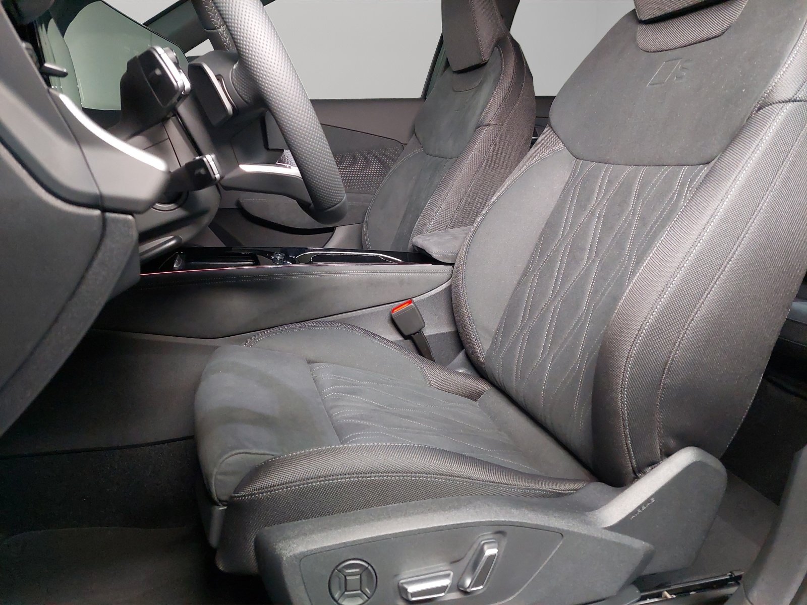 AUDI Q3 SUV e-hybrid 200 kW, Hybride Integrale Benzina/Elettrica, Auto nuove, Automatico - 6
