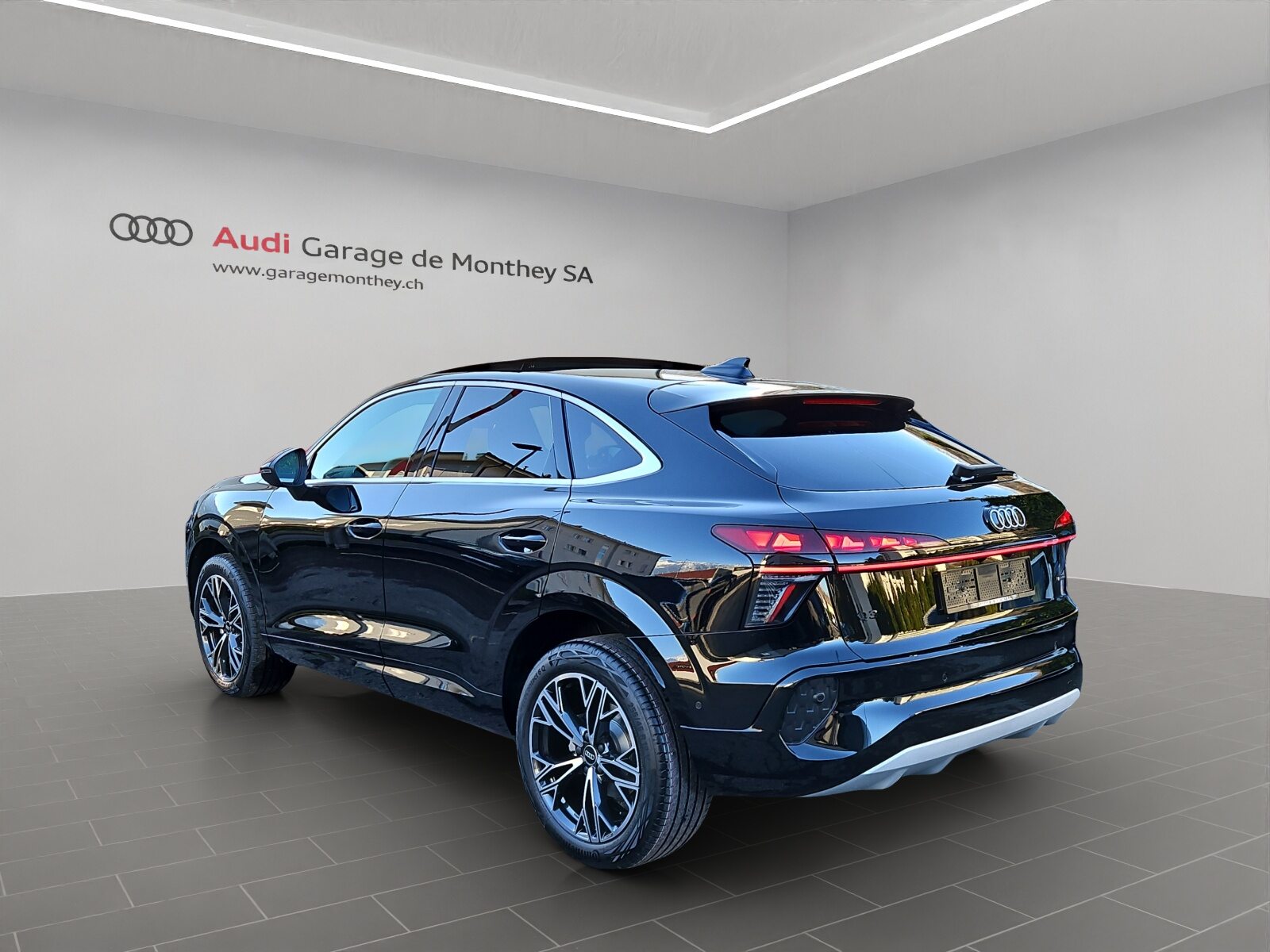 AUDI Q3 SB TFSI 150 kW, Benzin, Neuwagen, Automatik - 6