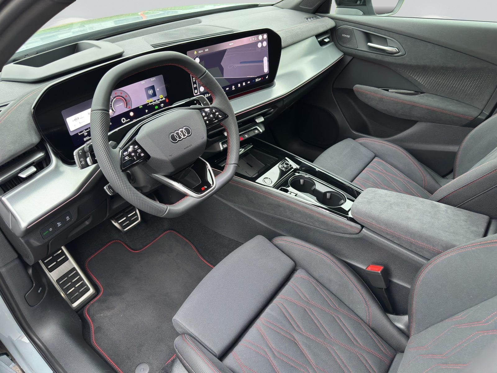 AUDI Q3 SB TFSI 195 kW, Petrol, New car, Automatic - 5