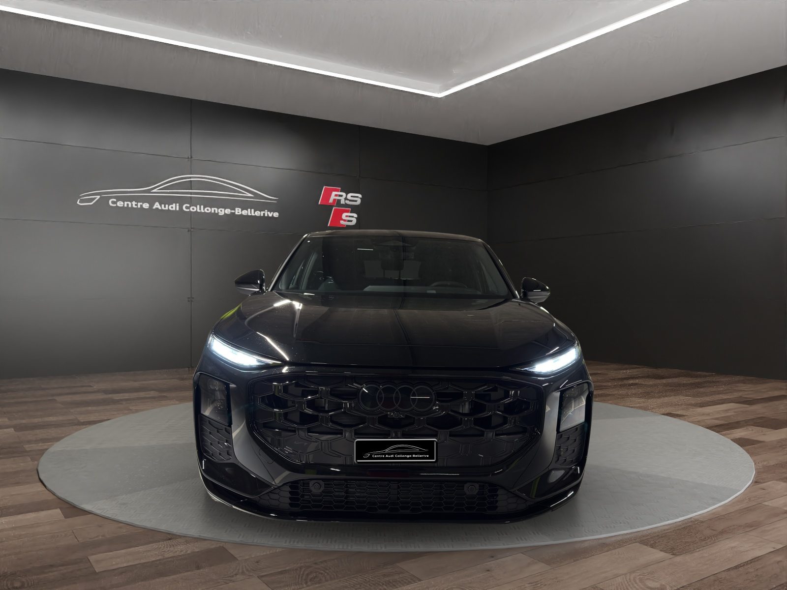 AUDI Q3 SB TFSI 150 kW, Essence, Voiture nouvelle, Automatique - 2