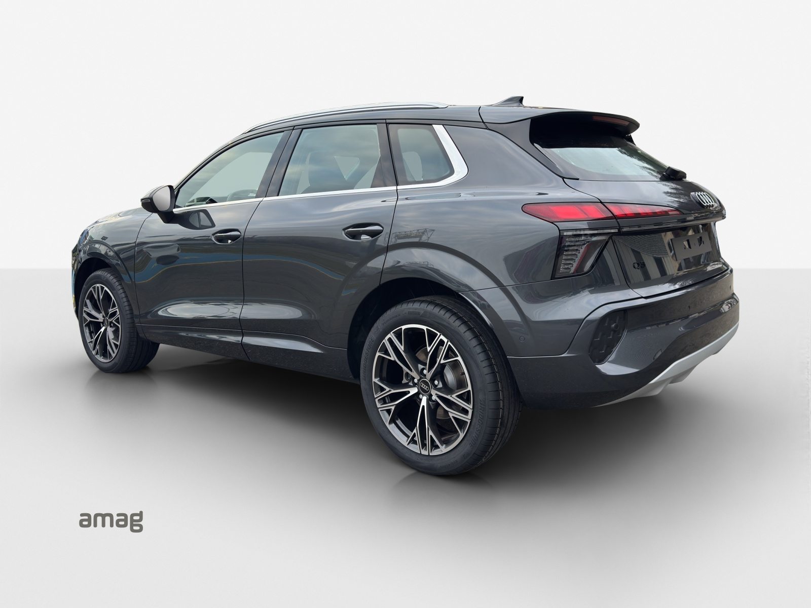 AUDI Q3 SUV TFSI 110 kW, Benzin, Neuwagen, Automatik - 3